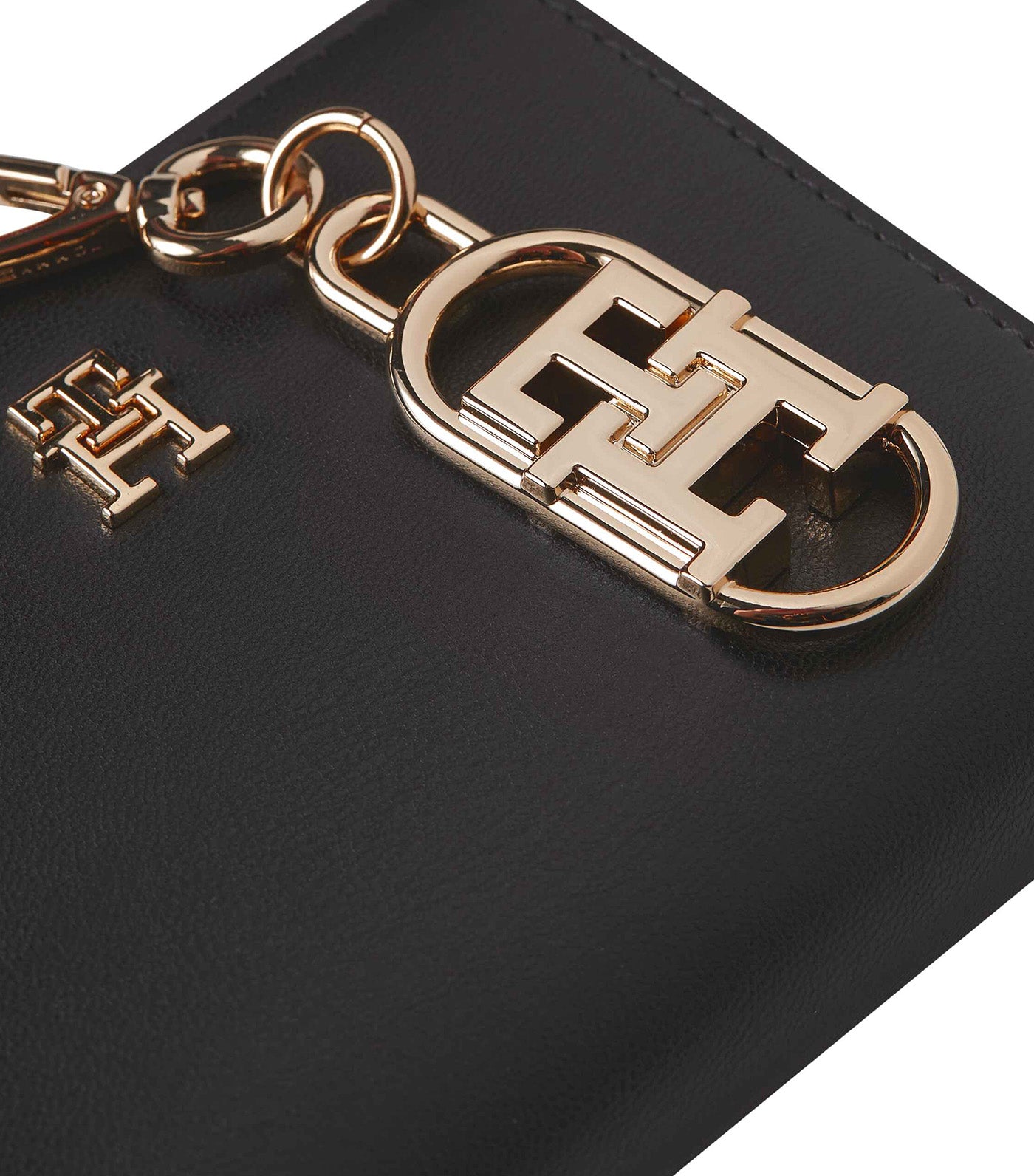 Medium Zip-Around Wallet/Flap + Charm Gift Box Black