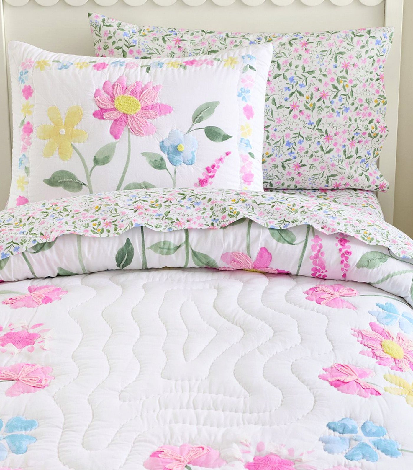 Super Bloom Quilt & Shams