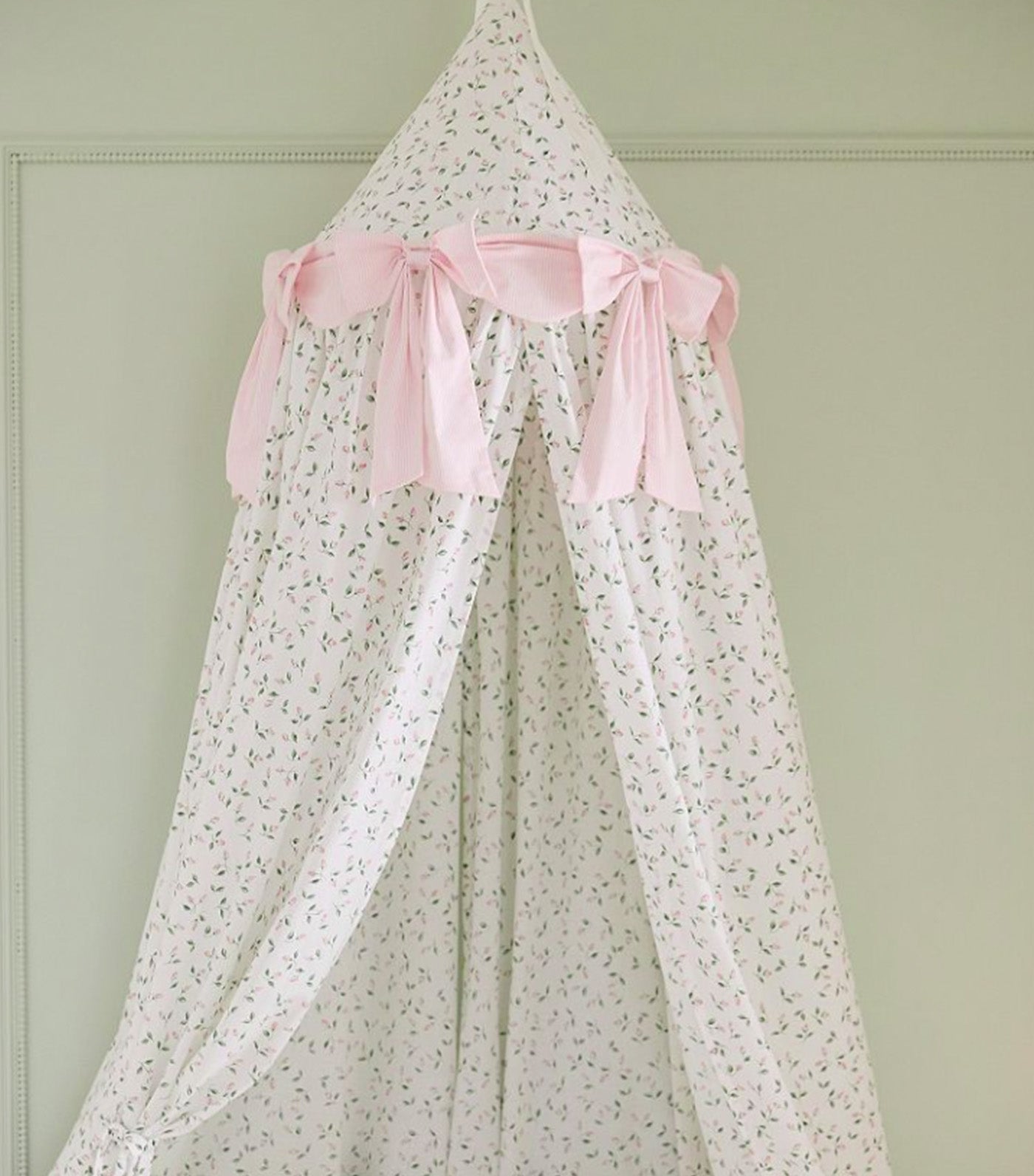 Riley Sheehey English Garden Canopy