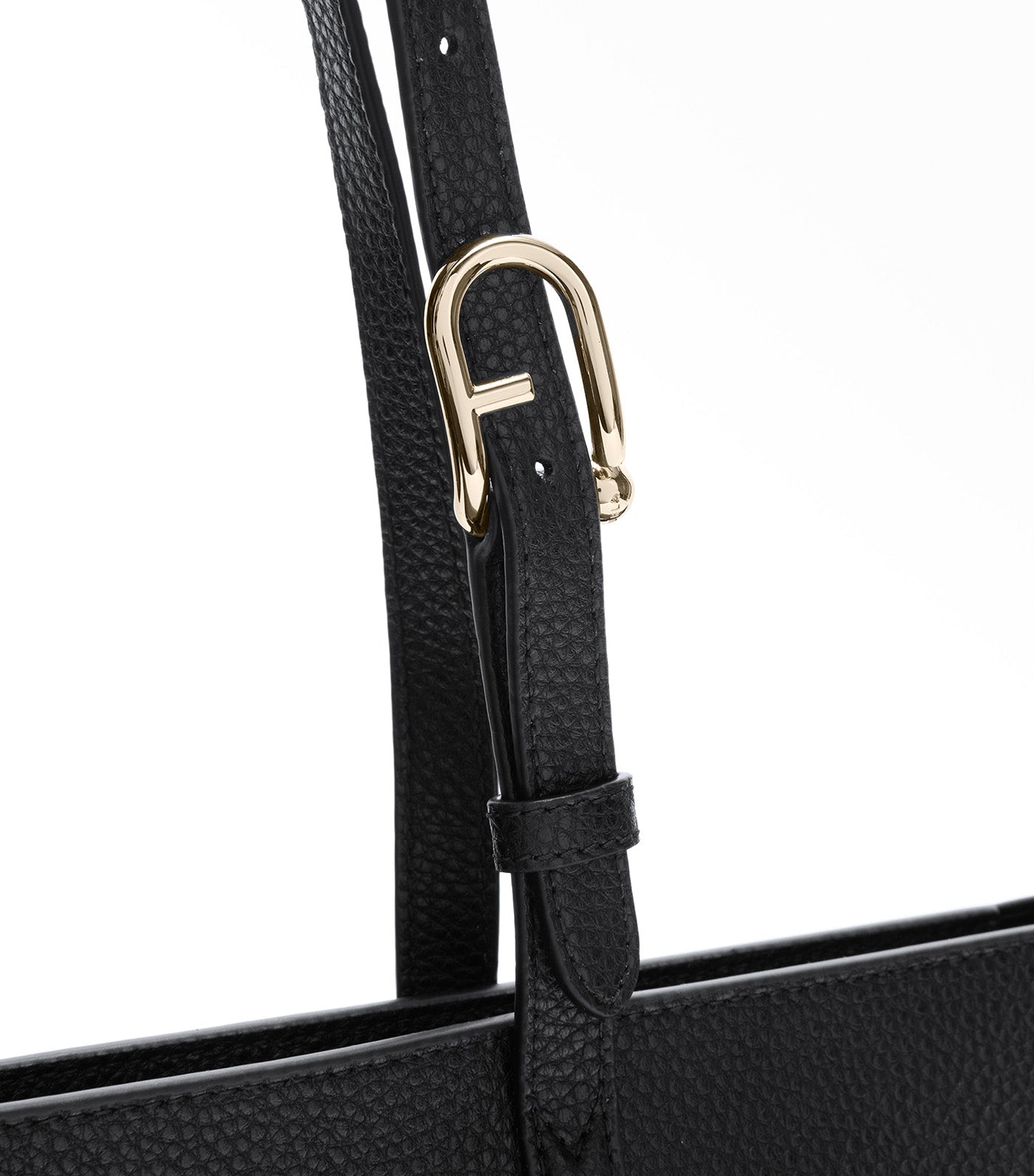 Ava L Tote