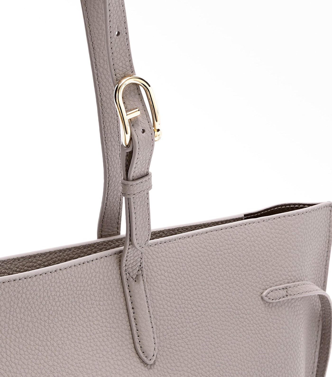 Ava L Tote