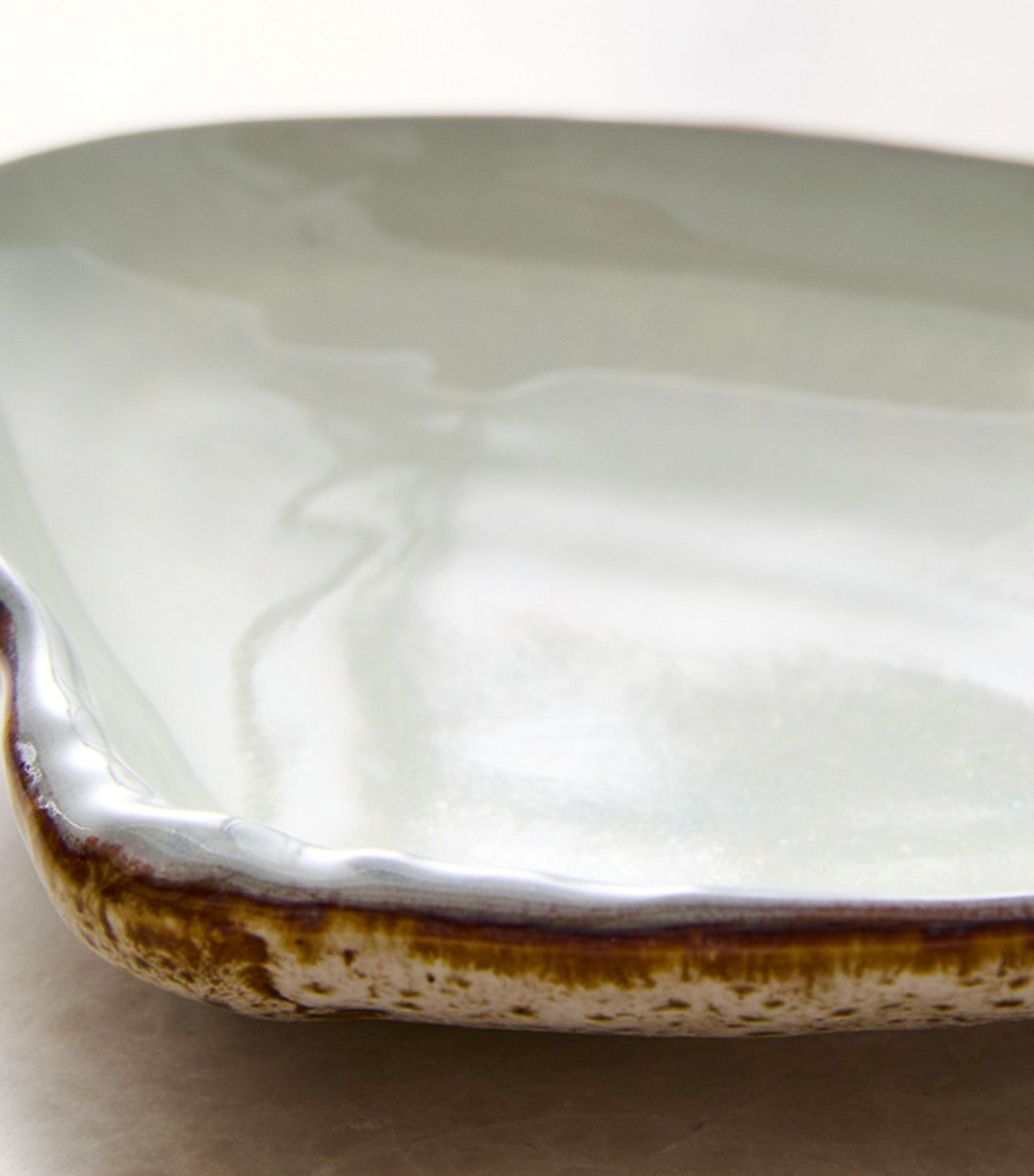 Seashell Stoneware Serveware Collection