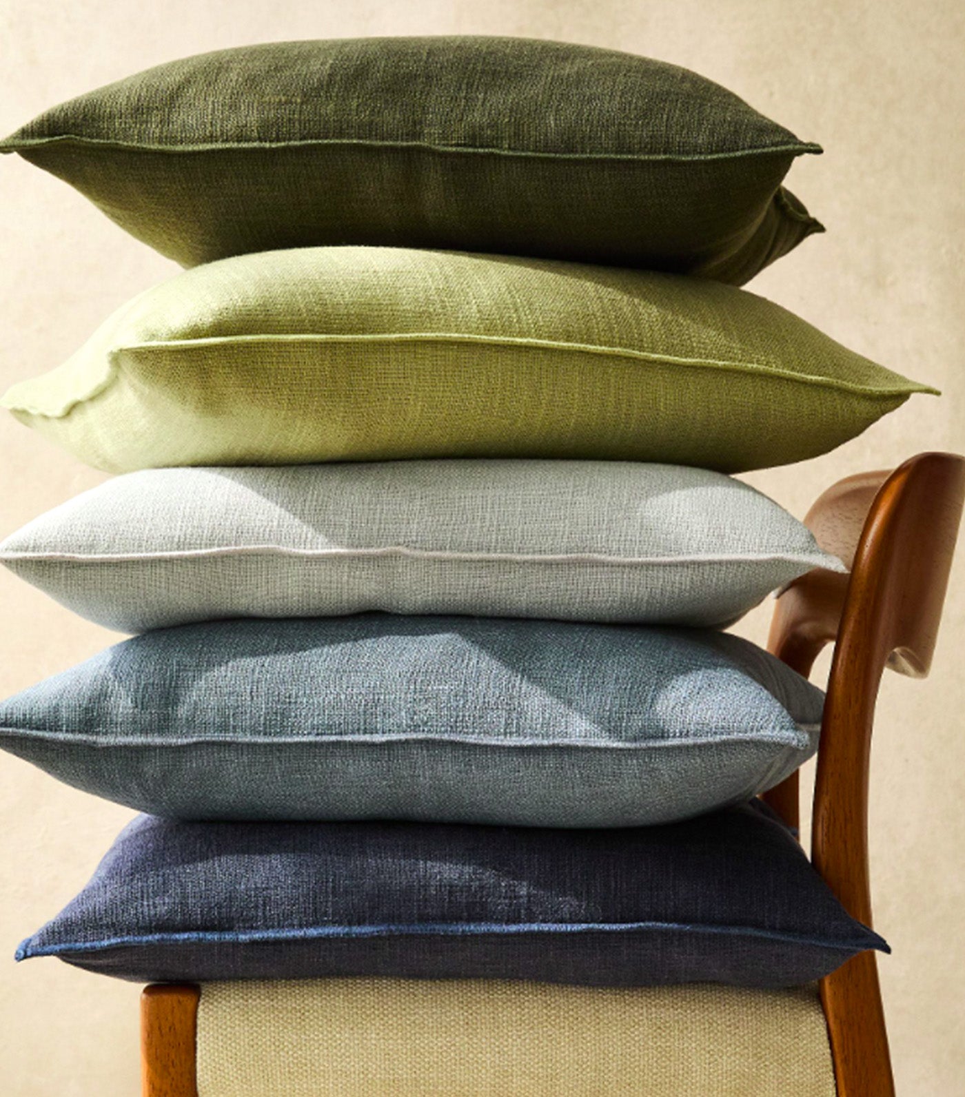 Classic Linen Pillow Cover Artichoke