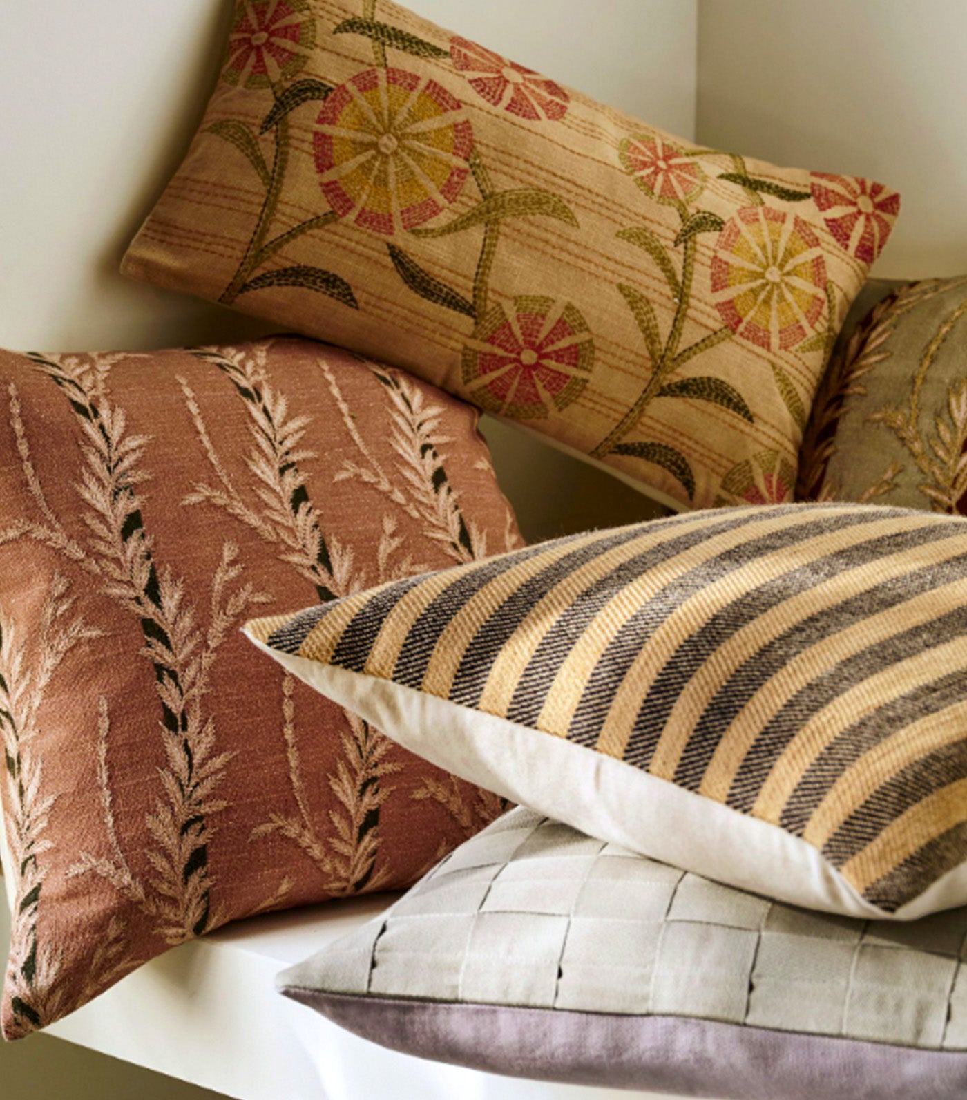 Rice Stitch Floral Pillow Cover Natural