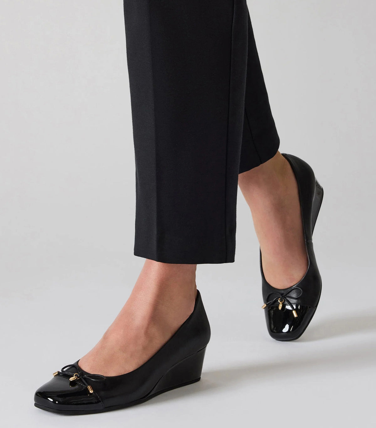 Leather Wedge Ballet Flat Black