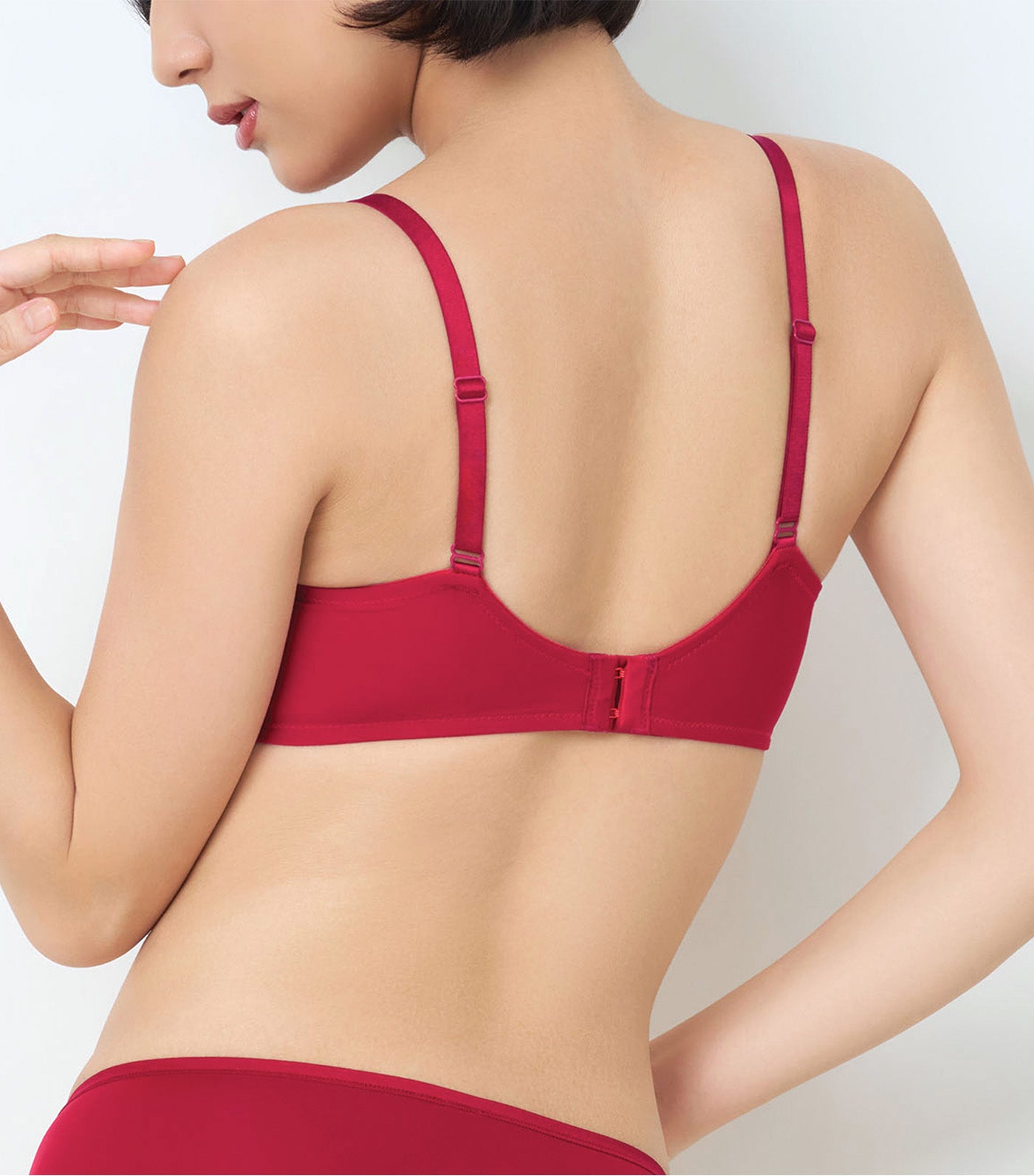 Triumph Simply Everyday Chic Non Wired Push Up Deep V Bra Red