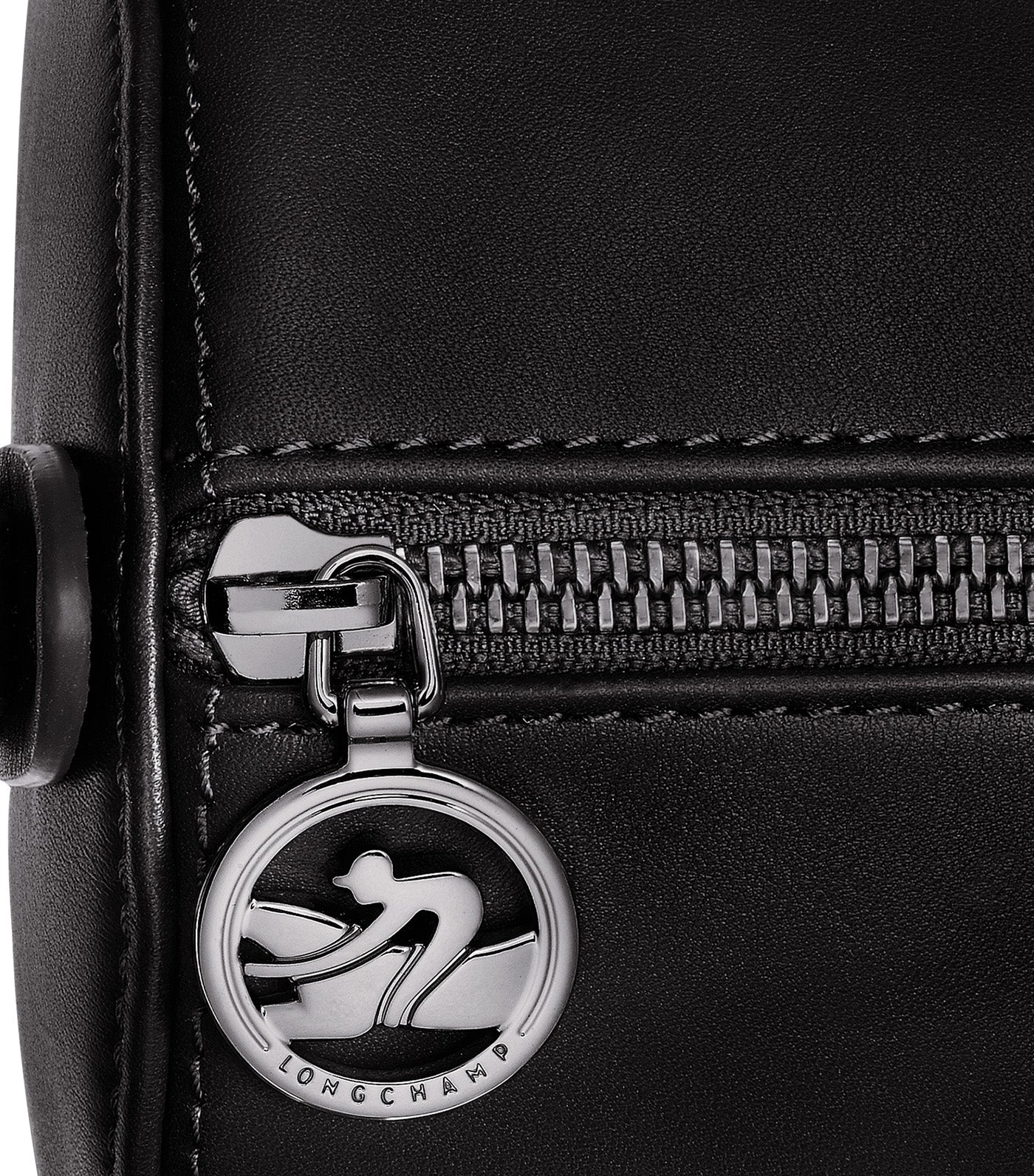 Daylong M Handbag Black