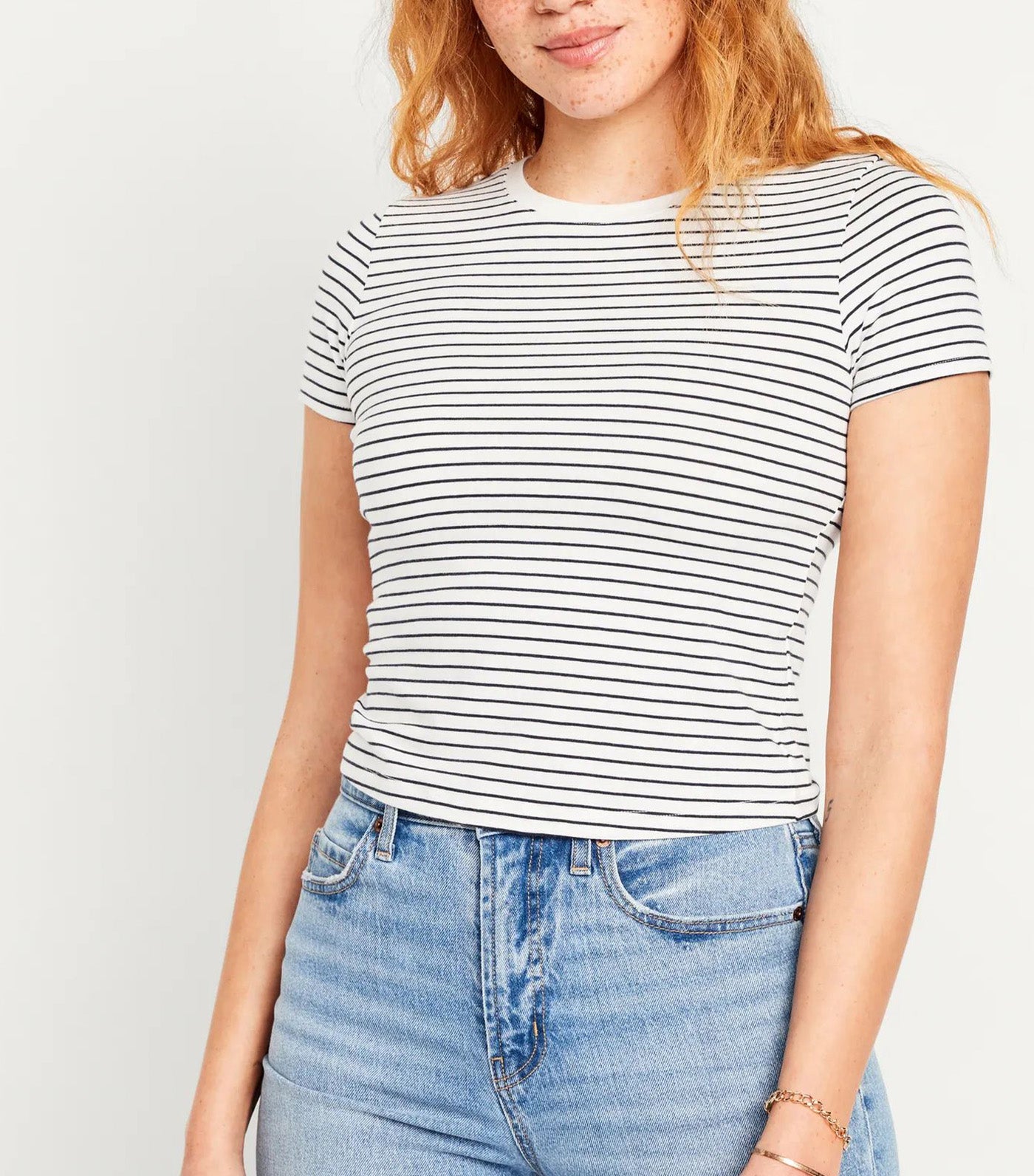 Cropped Slim-Fit T-Shirt For Women O.N. New Black Stripe