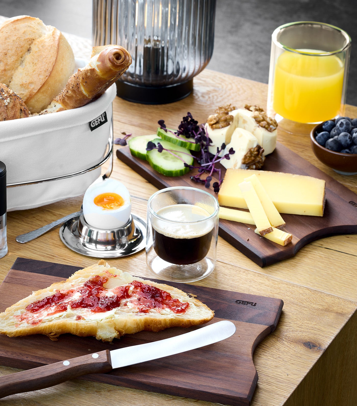 Enno Breakfast Board in Walnut Wood, Set of 2