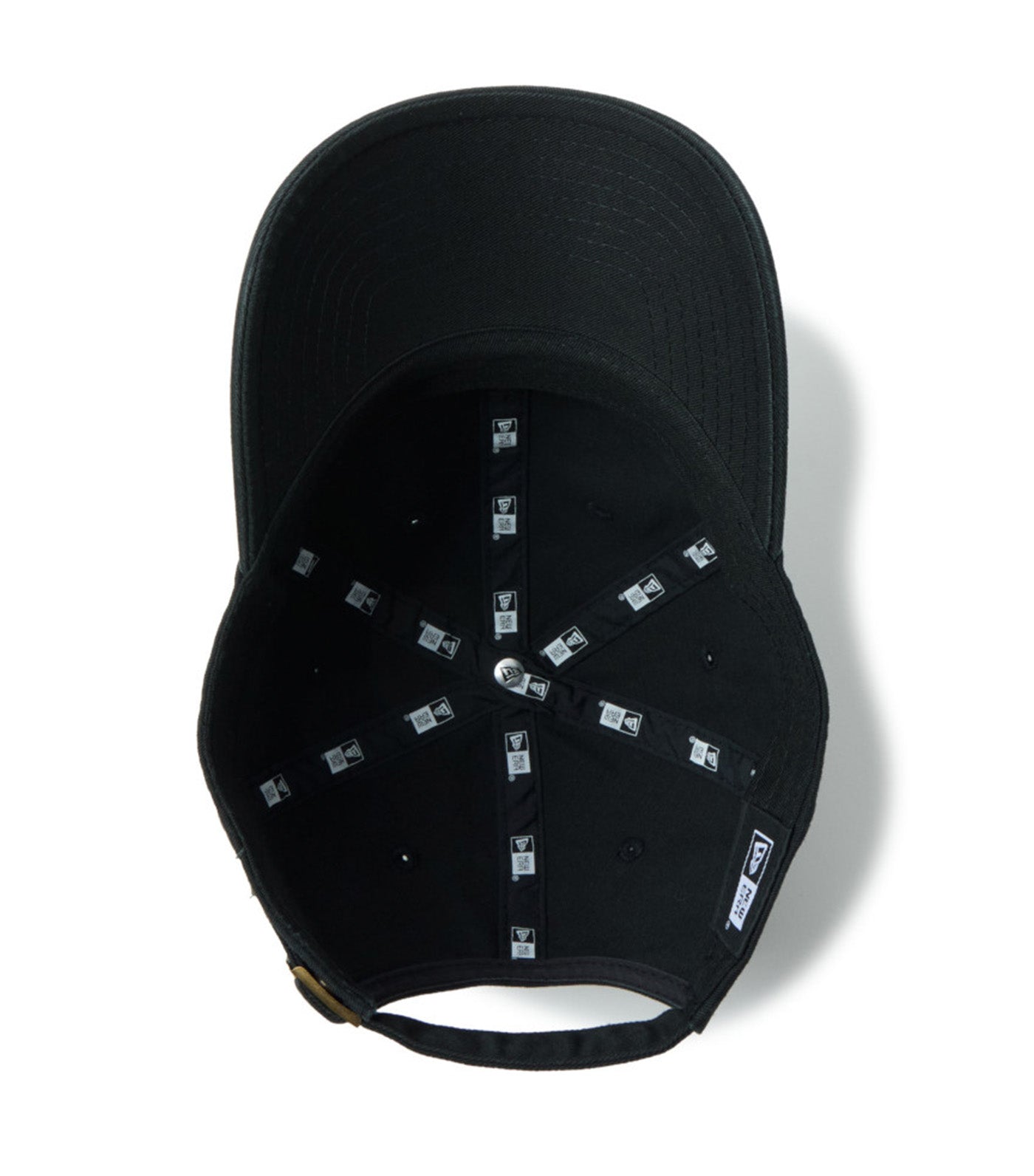 Casual Classic Strap Logo