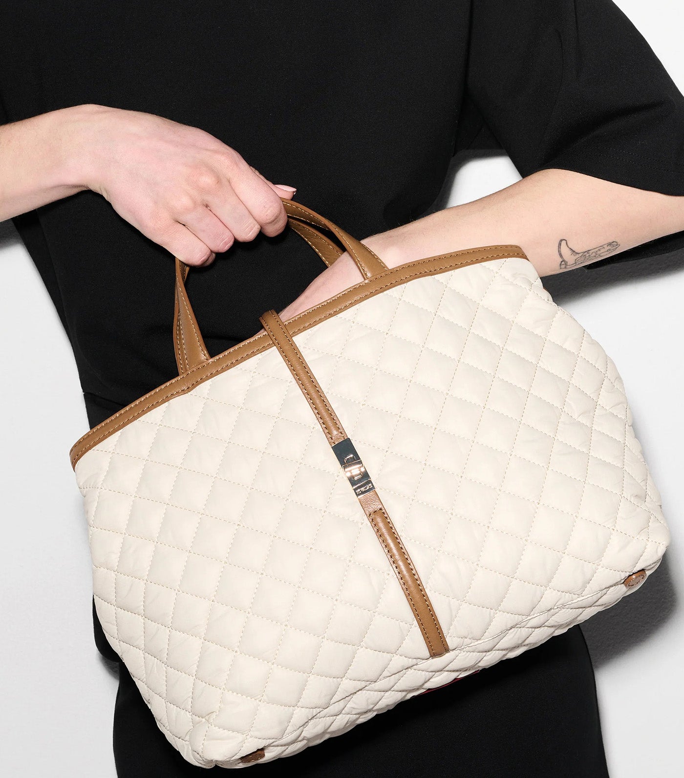 Medium Astor Top Handle Bag