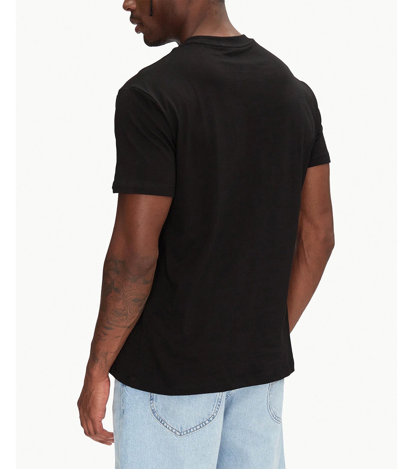 Armani Exchange Regular Fit T-Shirt with Logo and Patch on the Chest Black