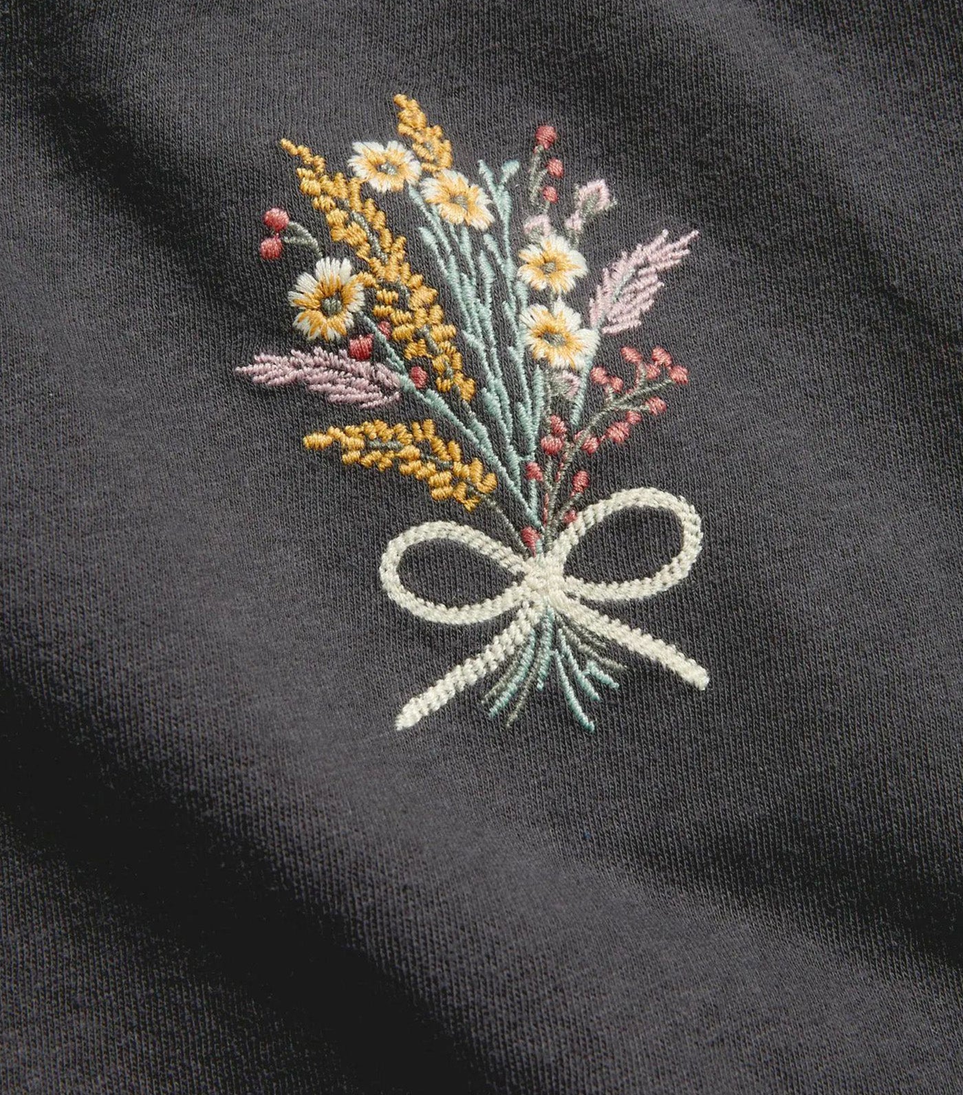 Old Navy EveryWear Crew-Neck Graphic T-Shirt Panther