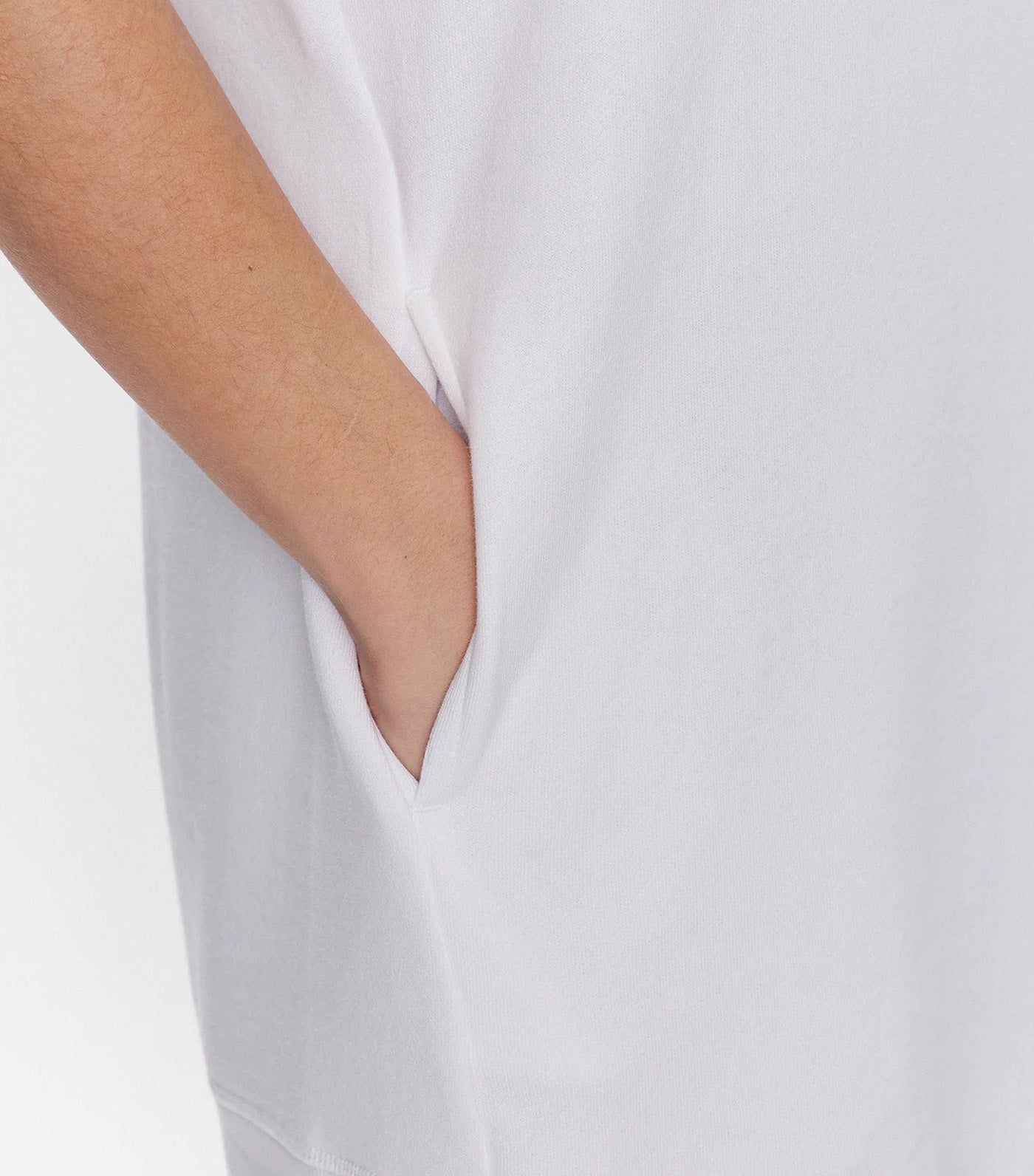 DKNY EXPLODED APPLIQUE LOGO HALF ZIP SNEAKER DRESS - Sports dress - white 
