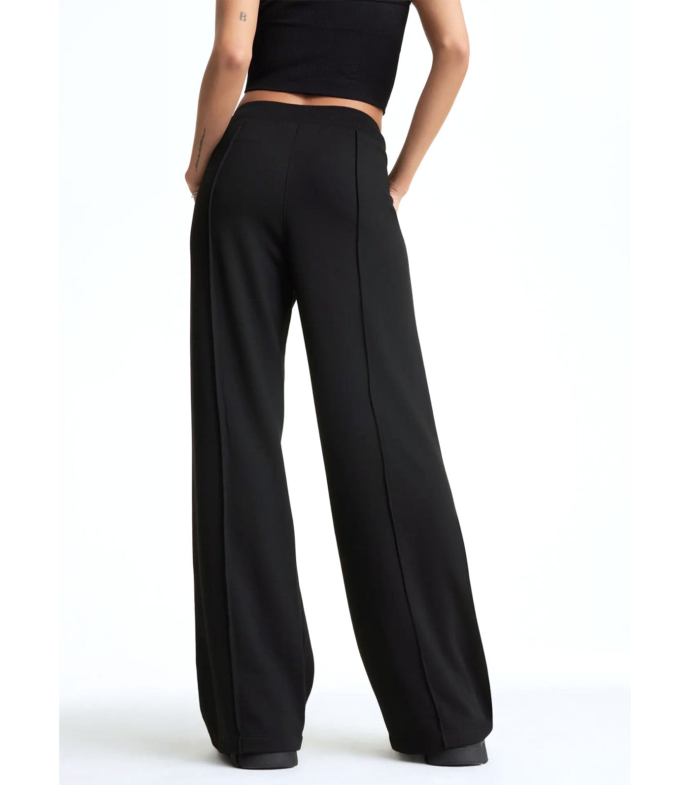 【SATIIIZ】Karin Deep Pintuck Wide Pants Black Pintuck Wide Leg Pants | Karen Kane