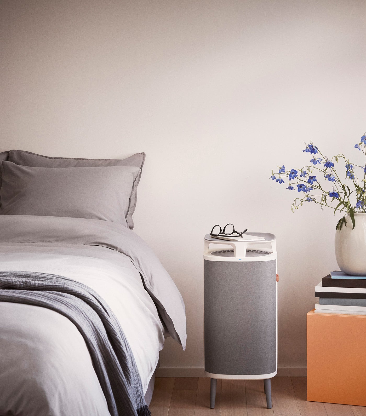 5240i Dust Magnet Air Purifier