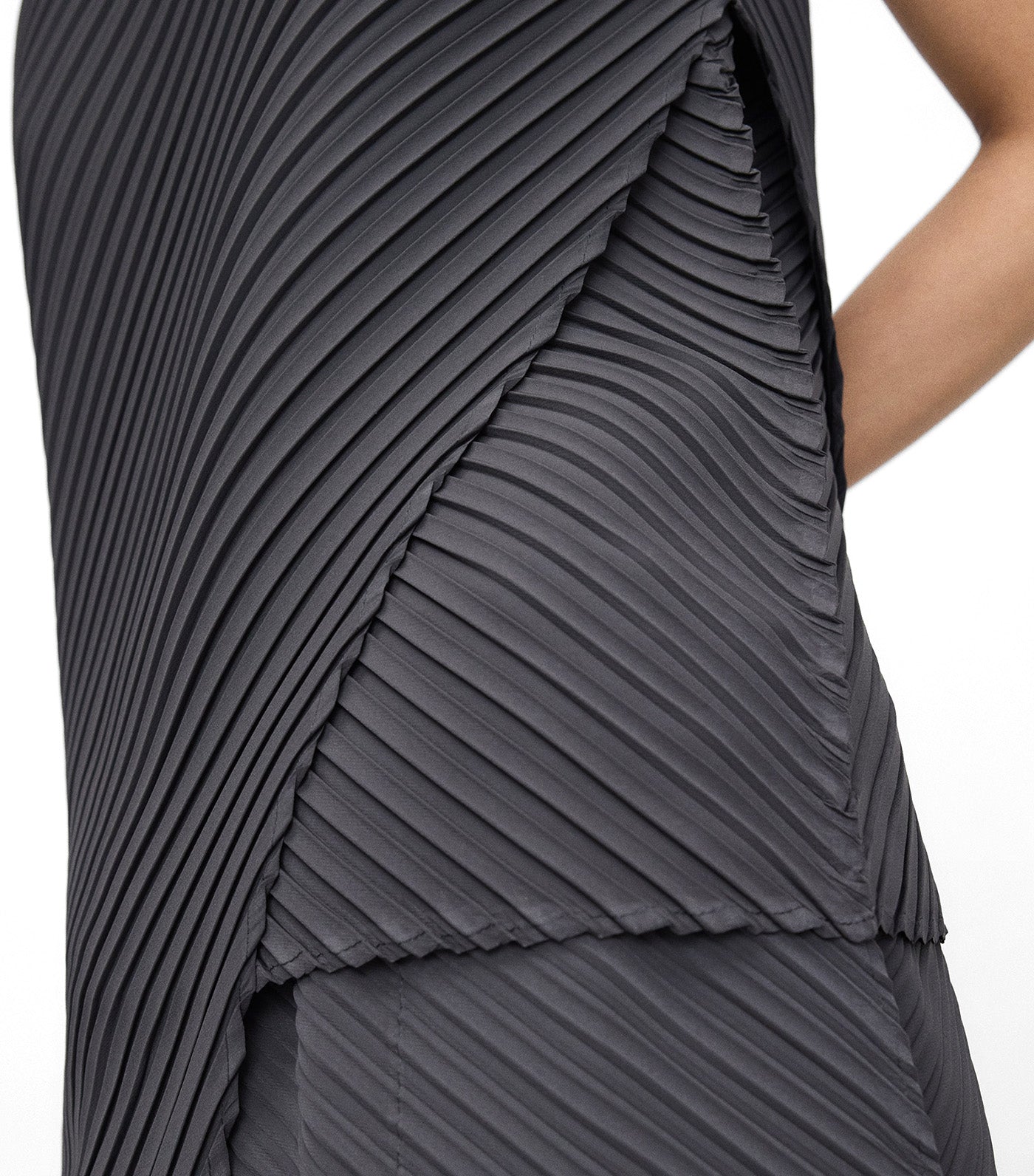 Adolfo Dominguez Crinkle Printed Asymmetric Top Gunmetal Gray
