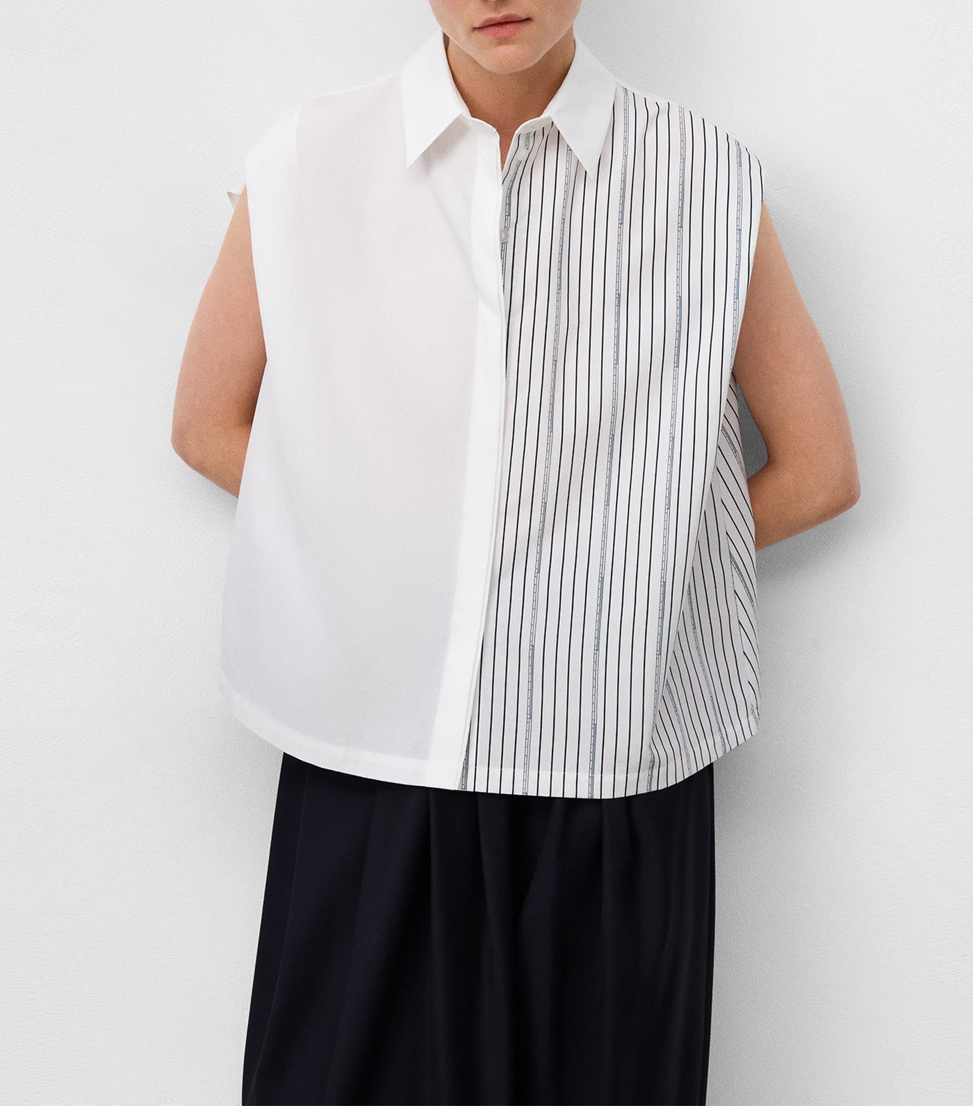 Organic Cotton Asymmetrical Shirt White/Navy
