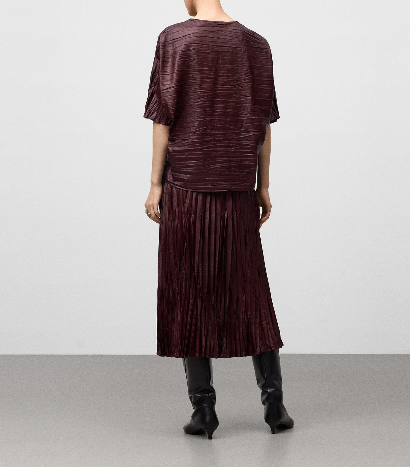 Adolfo Dominguez Leather-Non-Leather Crinkle Skirt Aubergine
