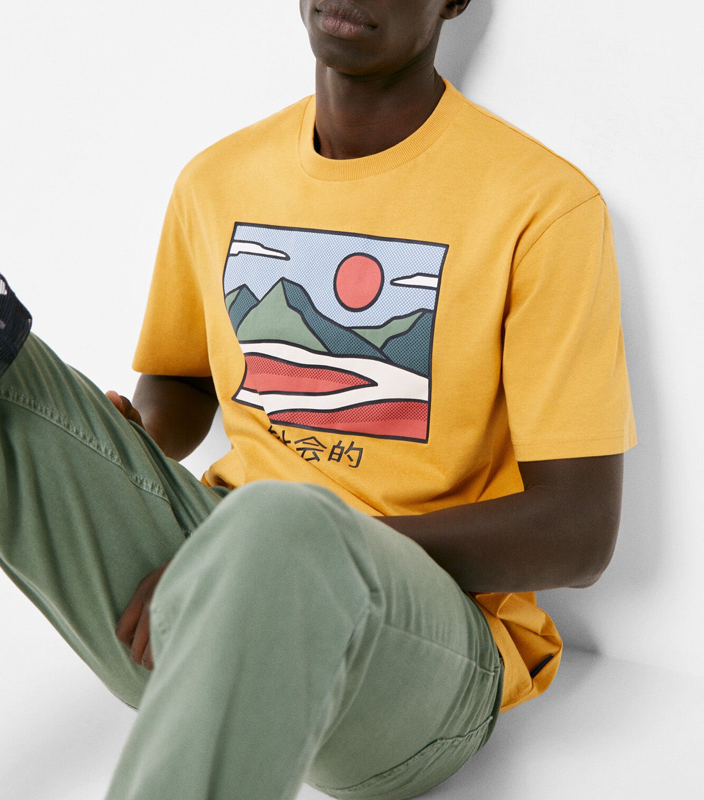 Japanese Mountain T-Shirt Gold