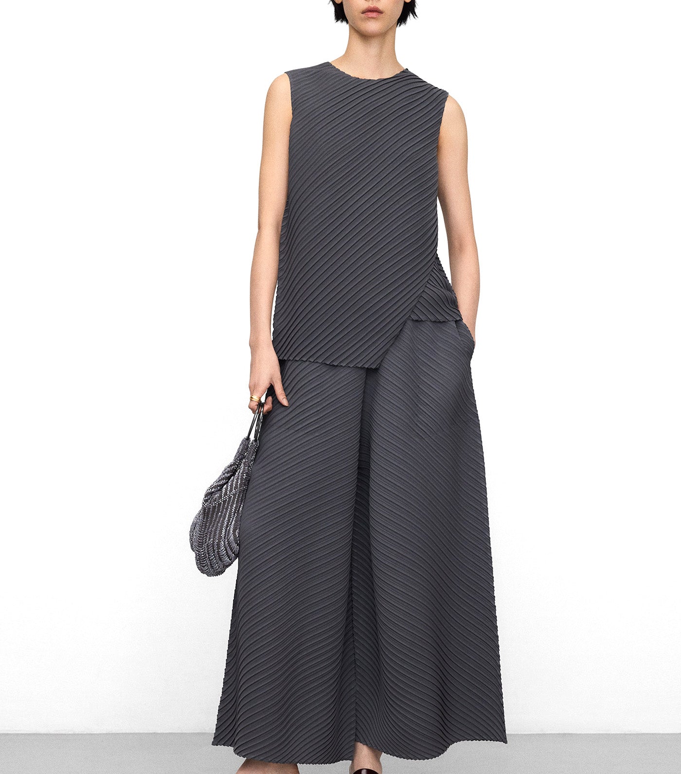 Crinkle Wide-Leg Trousers Gunmetal Gray