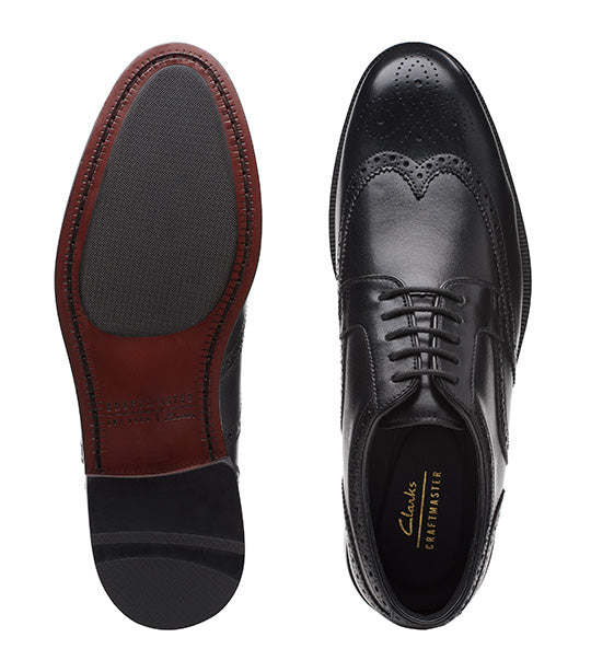 Clarks deals wingtip black