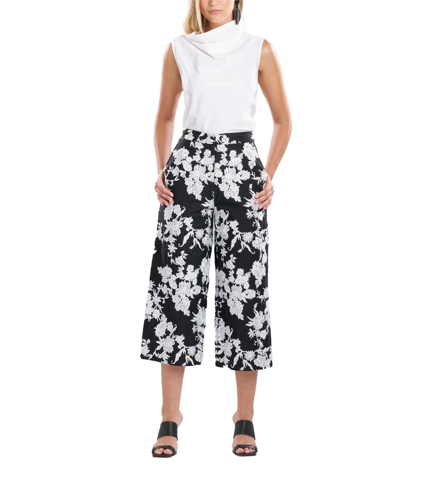 Tangier Embroidered Cotton Pants Black/White