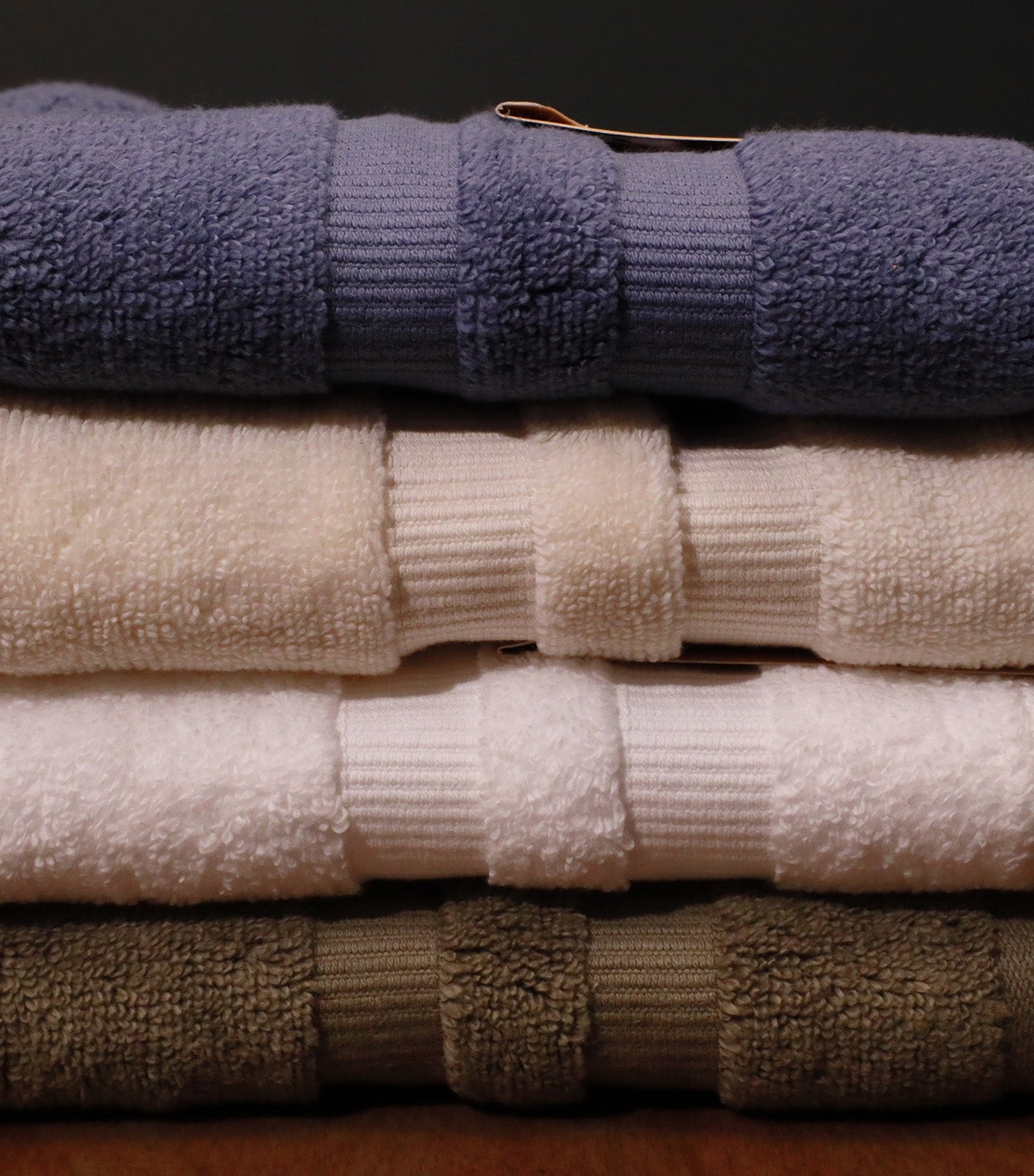 Amario Face Towel Green