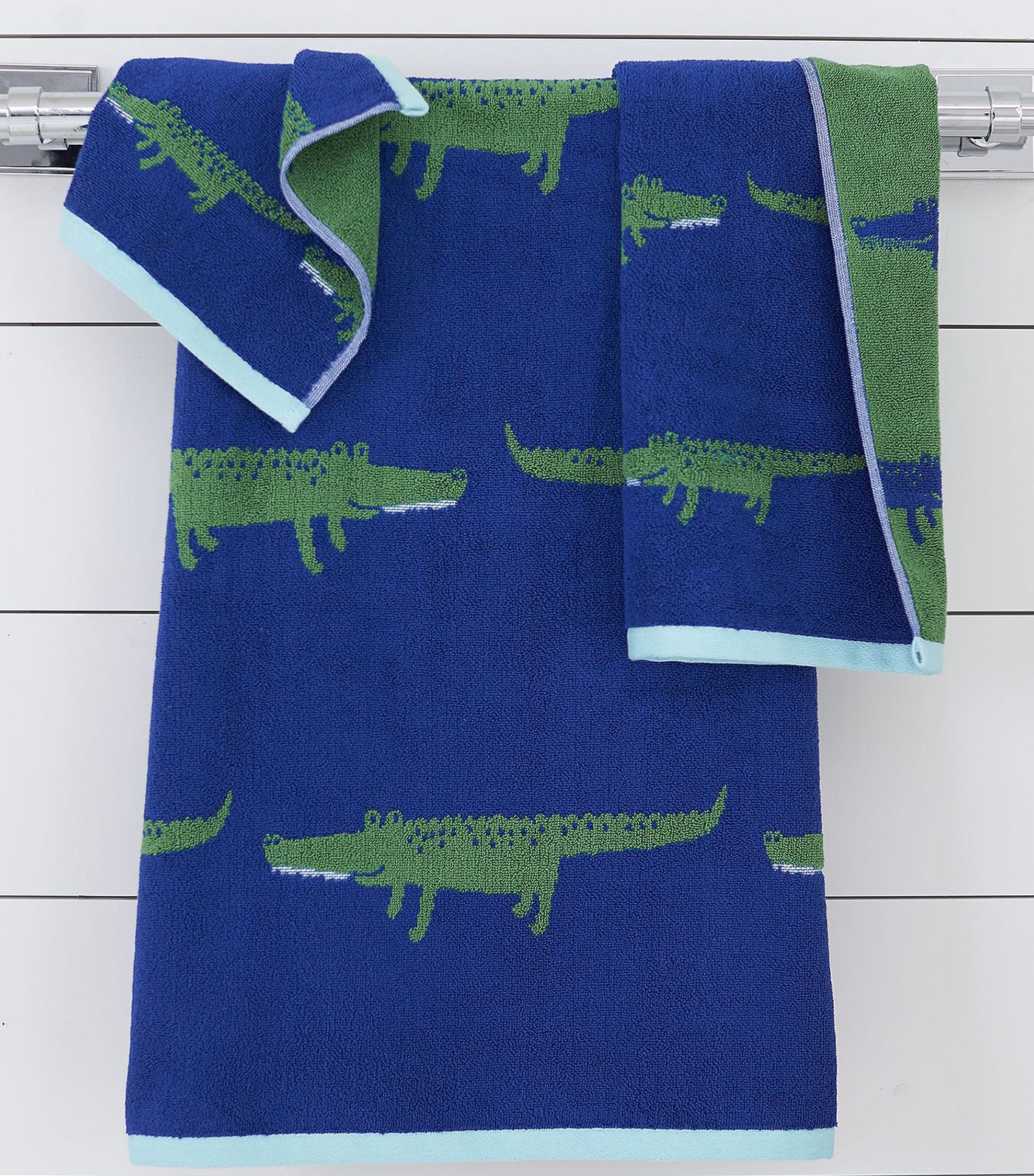 Alligator Jacquard Towel Collection Hand Towel
