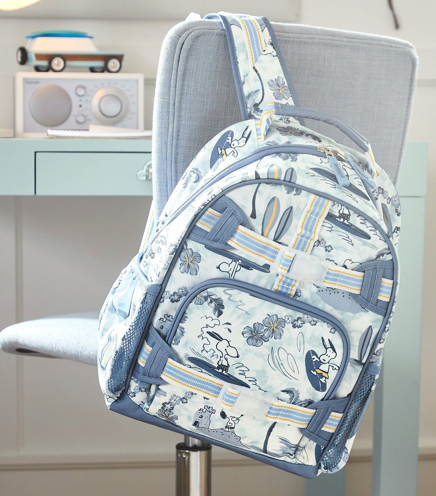 Pottery Barn Kids Mini buying Snoopy Backpack