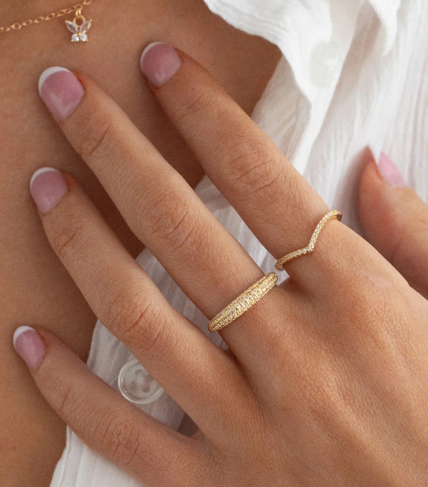 Mari Adjustable Crystal Ring Gold