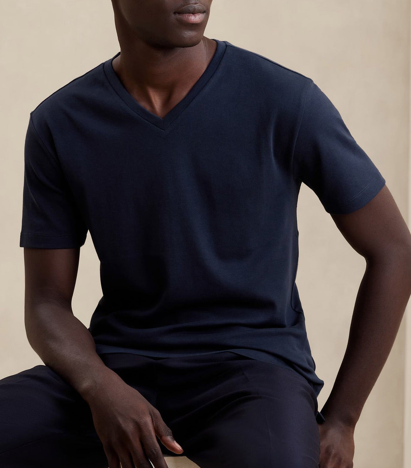 Luxury-Touch V-Neck T-Shirt Navy Blue