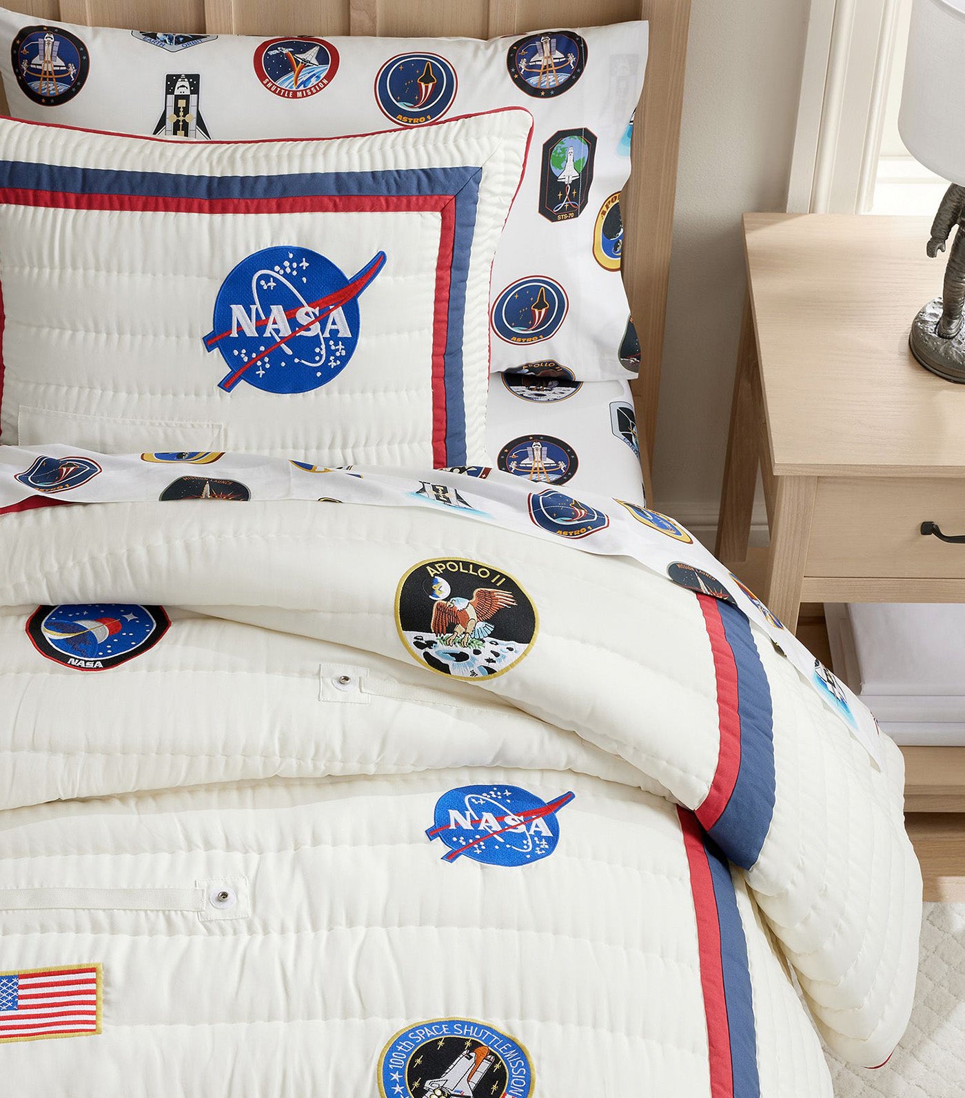 Astronaut Puffer Quilt and Shams