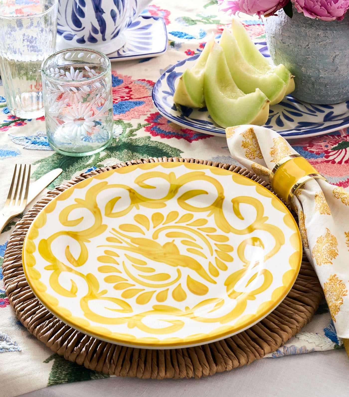 Puebla Stoneware Dinner Plates