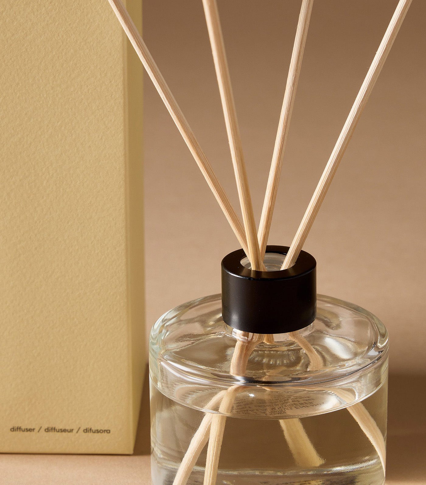 Alura Homescent Collection - Saged Amber Glass Diffuser Oak