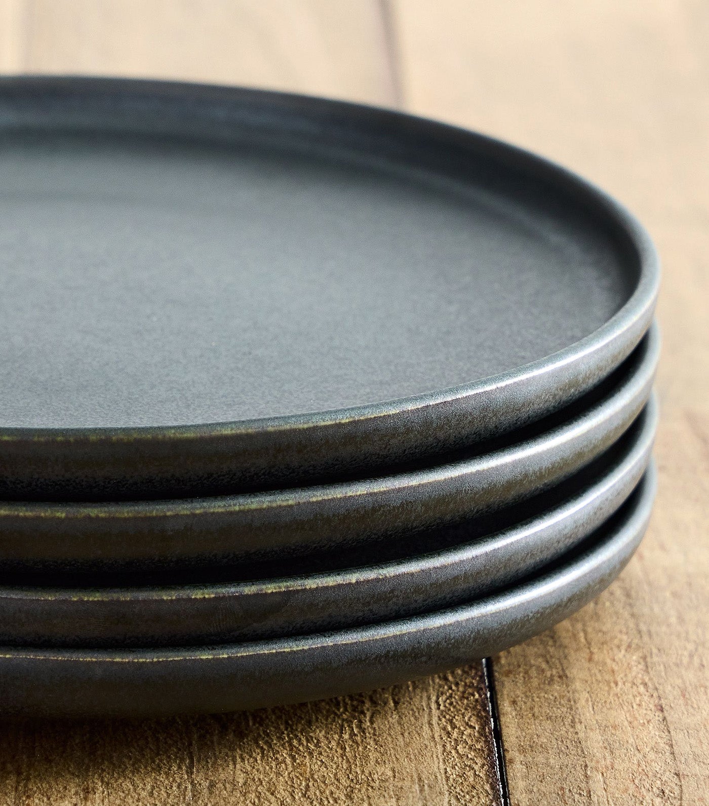 Kanto Stoneware Salad Plate Black