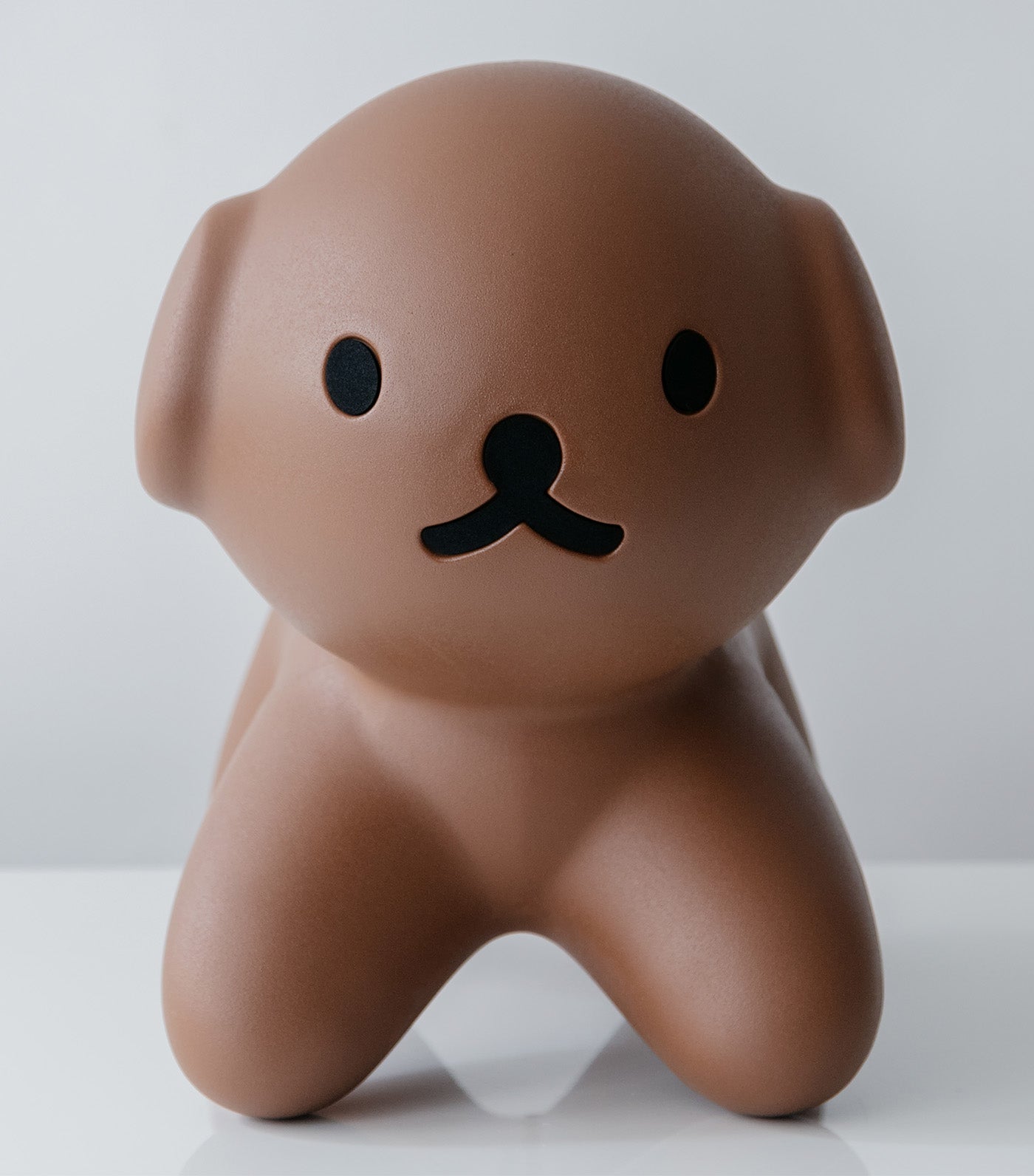 Snuffy Sitter Brown