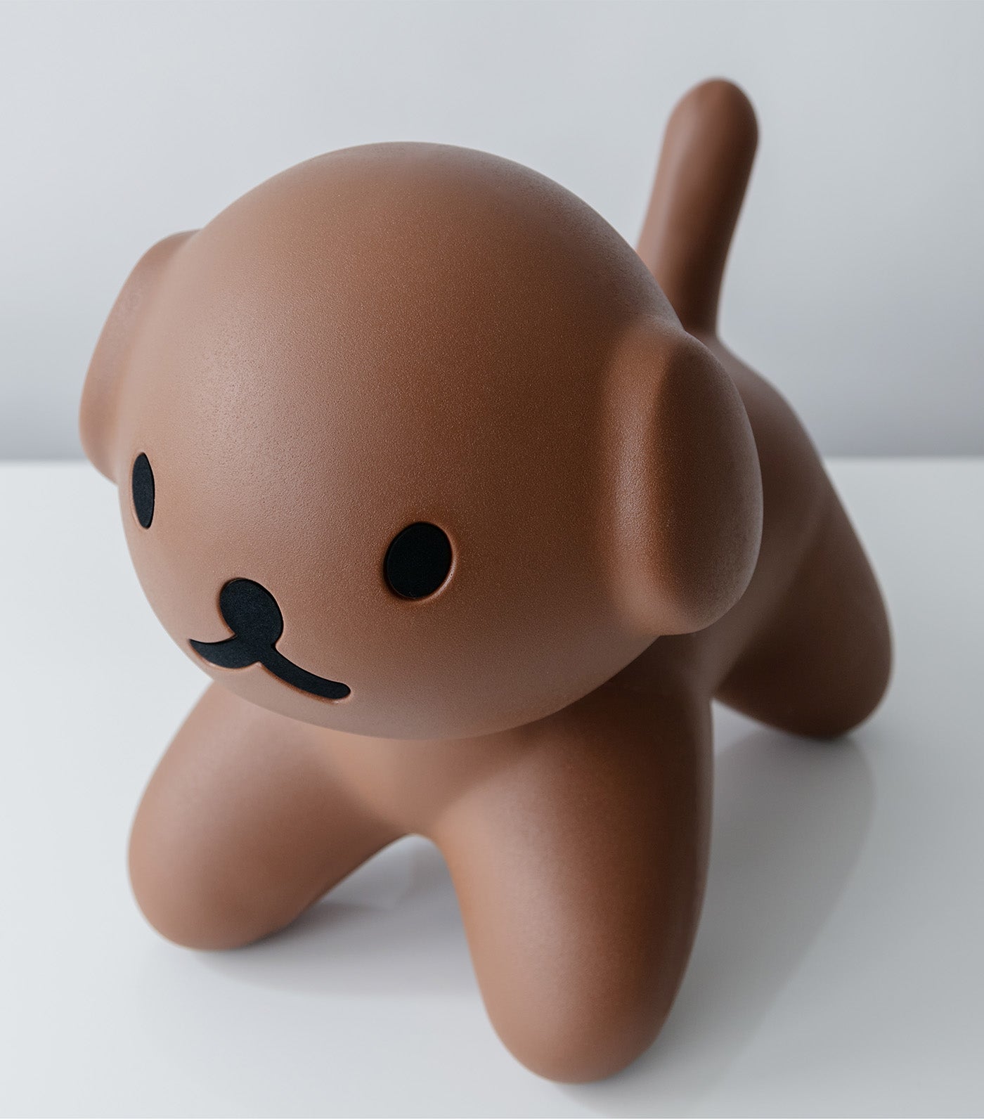 Snuffy Sitter Brown