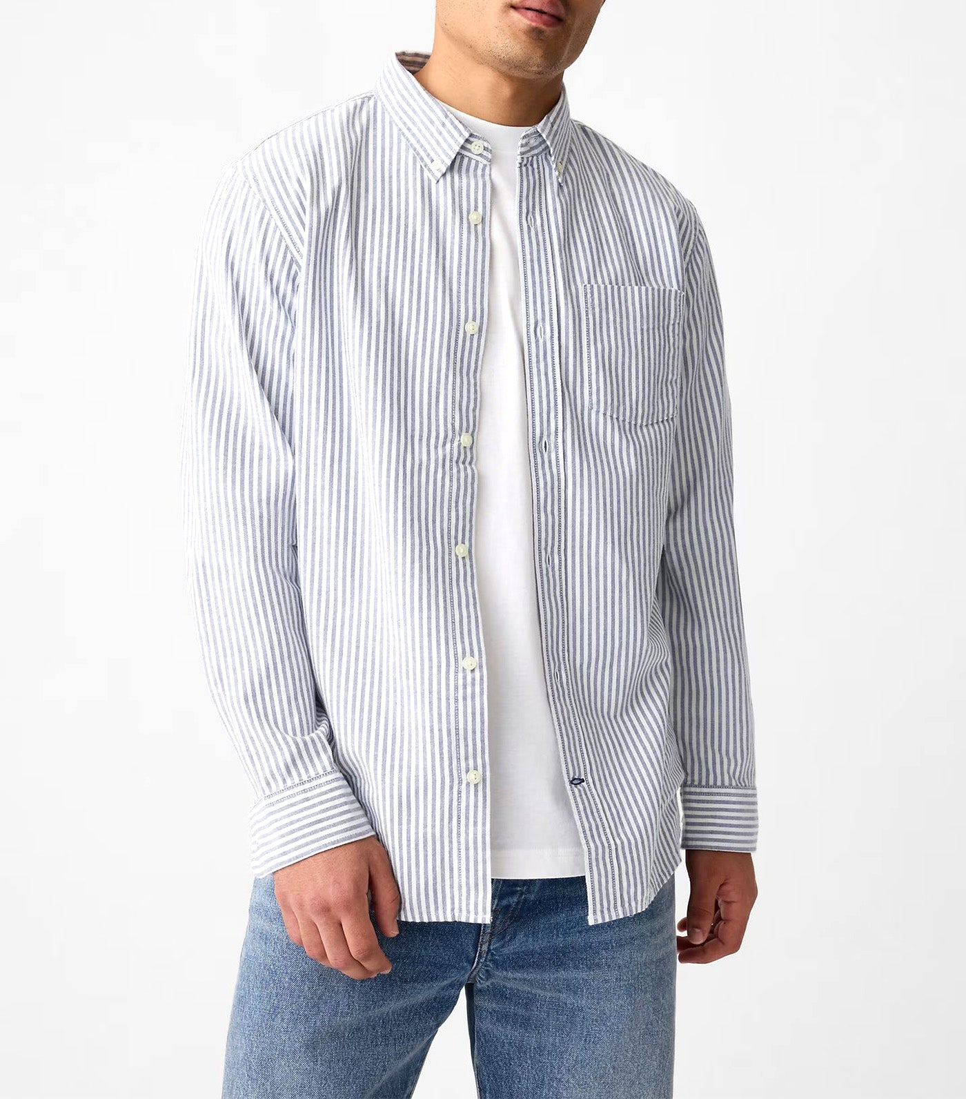 Oxford Shirt in Standard Fit Blue Track Stripe