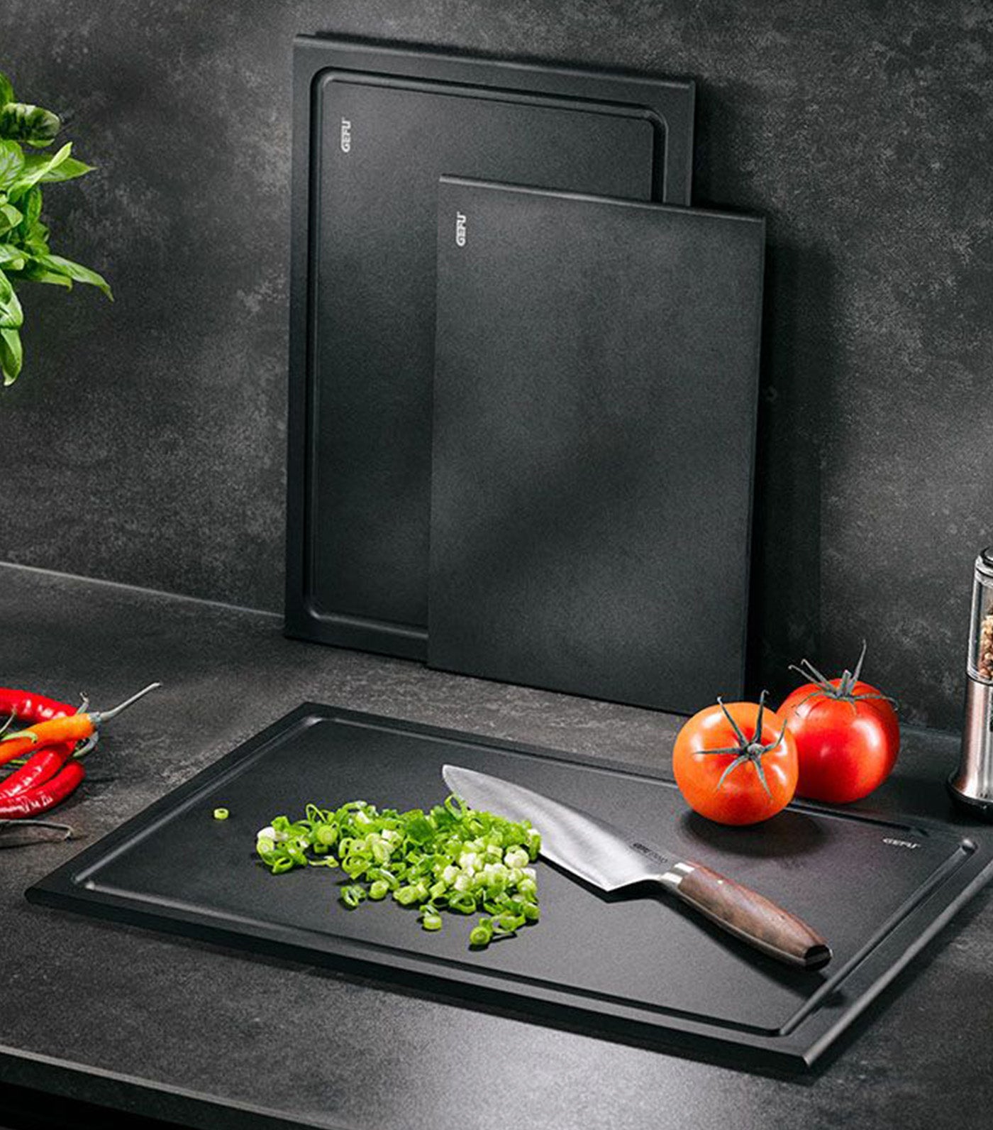 Chopping Board Slize Medium with Juice Groove