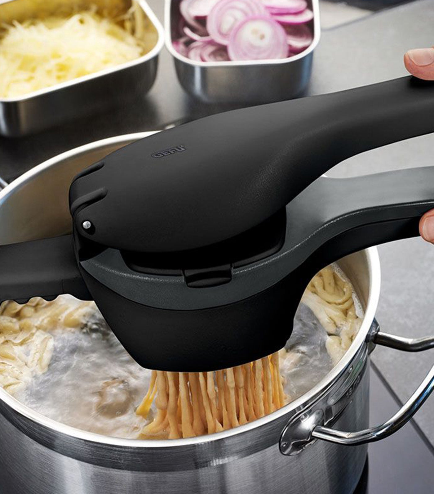 Potato and Spaetzle Press Presco