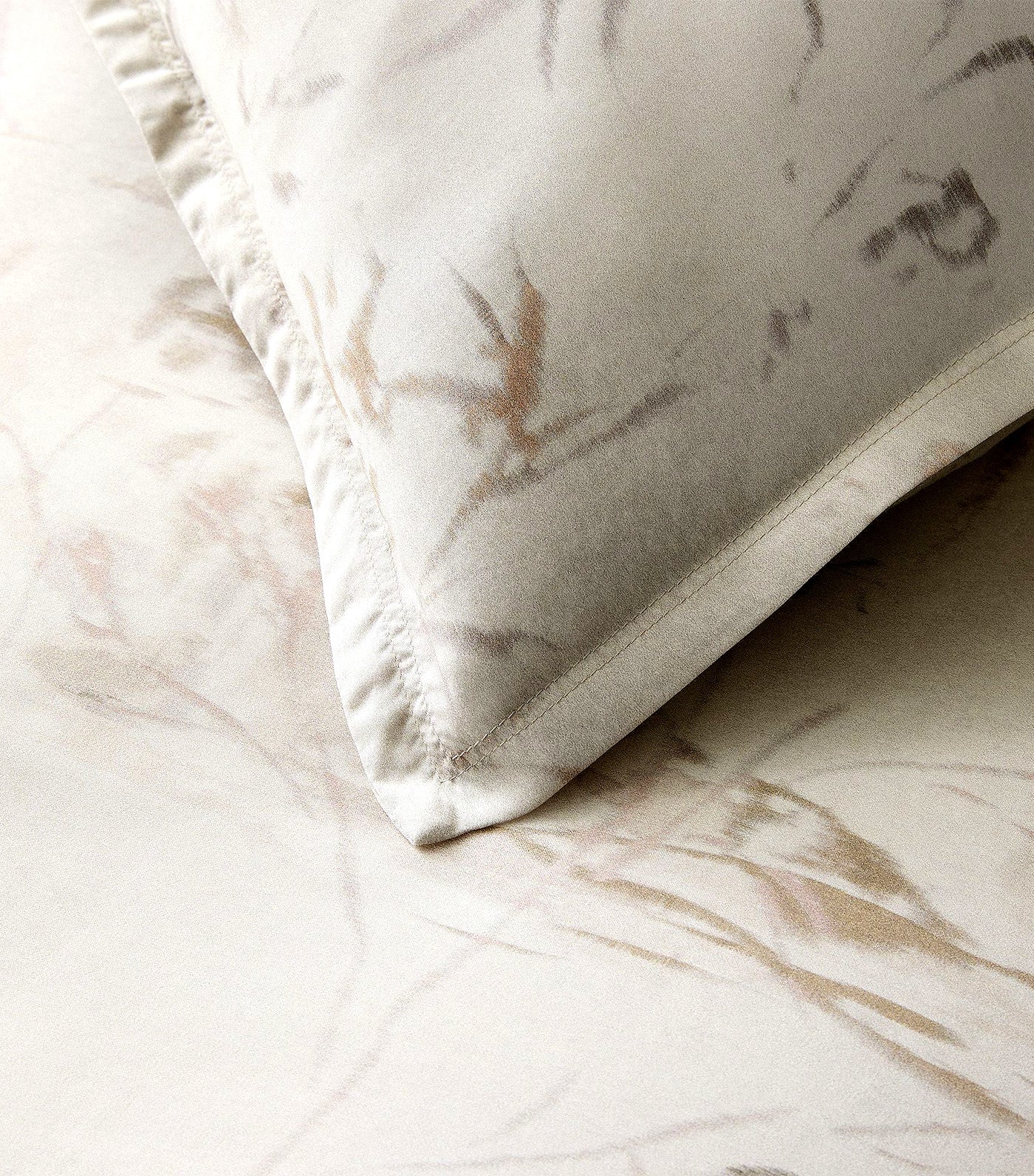 Silky TENCEL™ Abstract Tapestry Duvet Cover & Shams