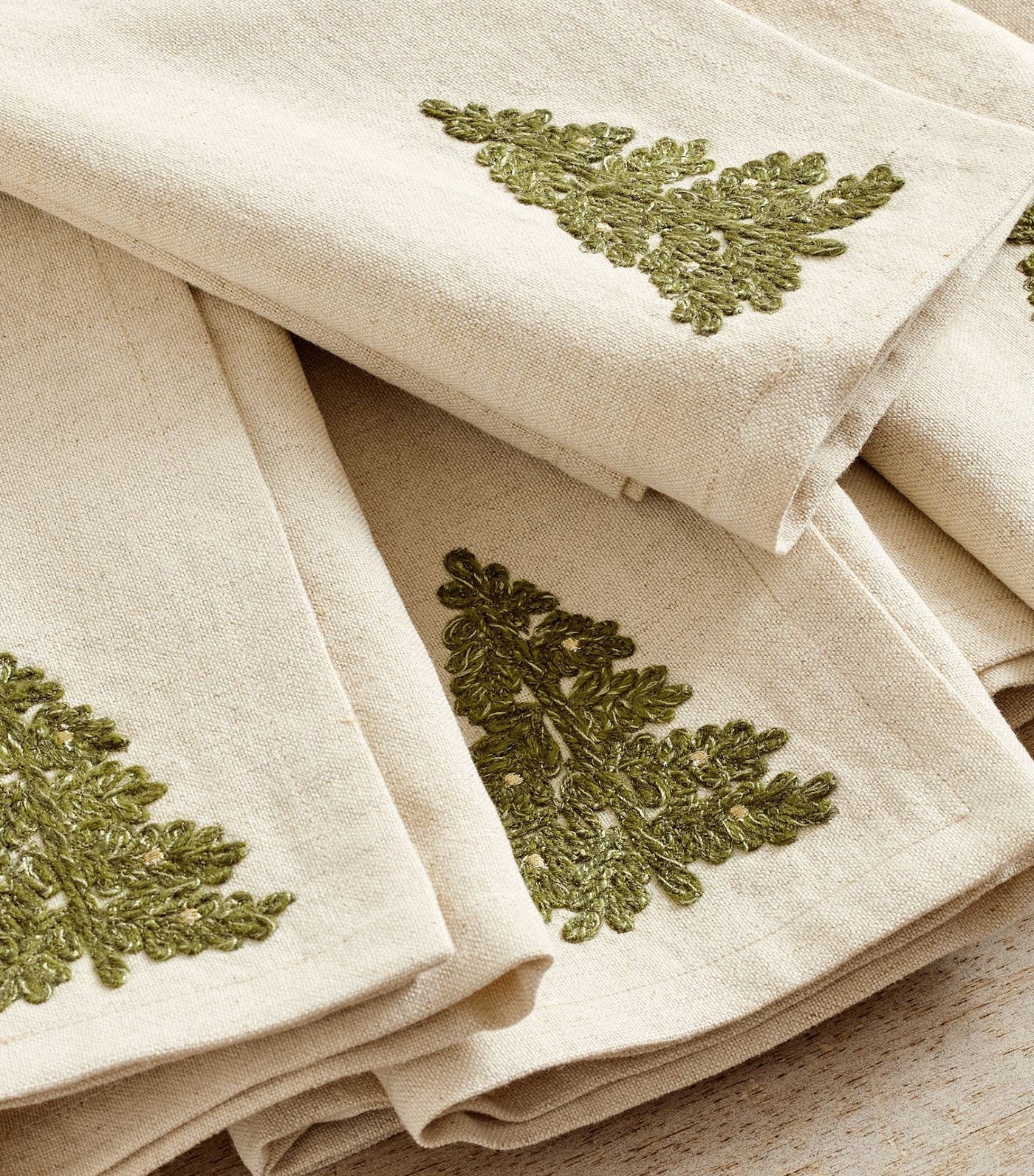 Rustic Tree Embroidered Cotton/Linen Napkins Set of 4