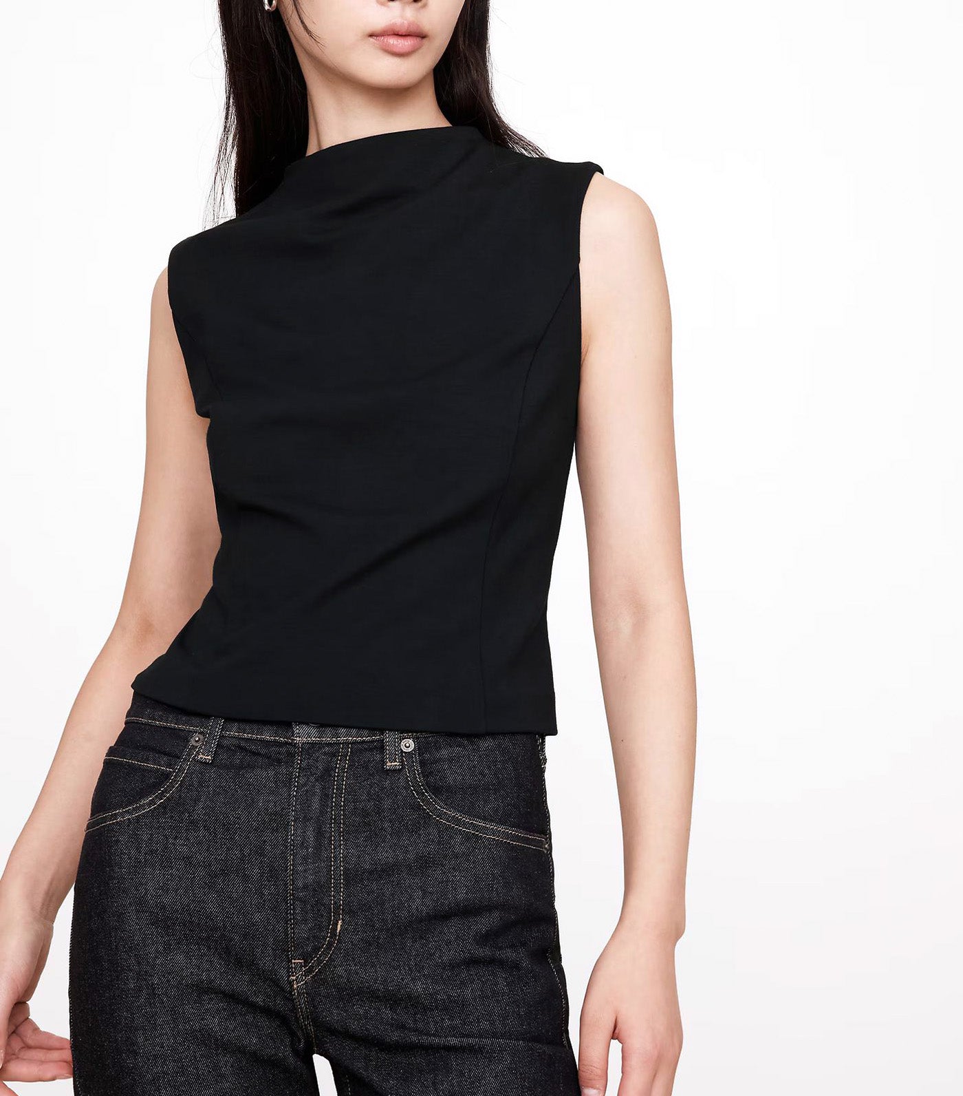 Lightweight Ponte Boat-Neck Top Black