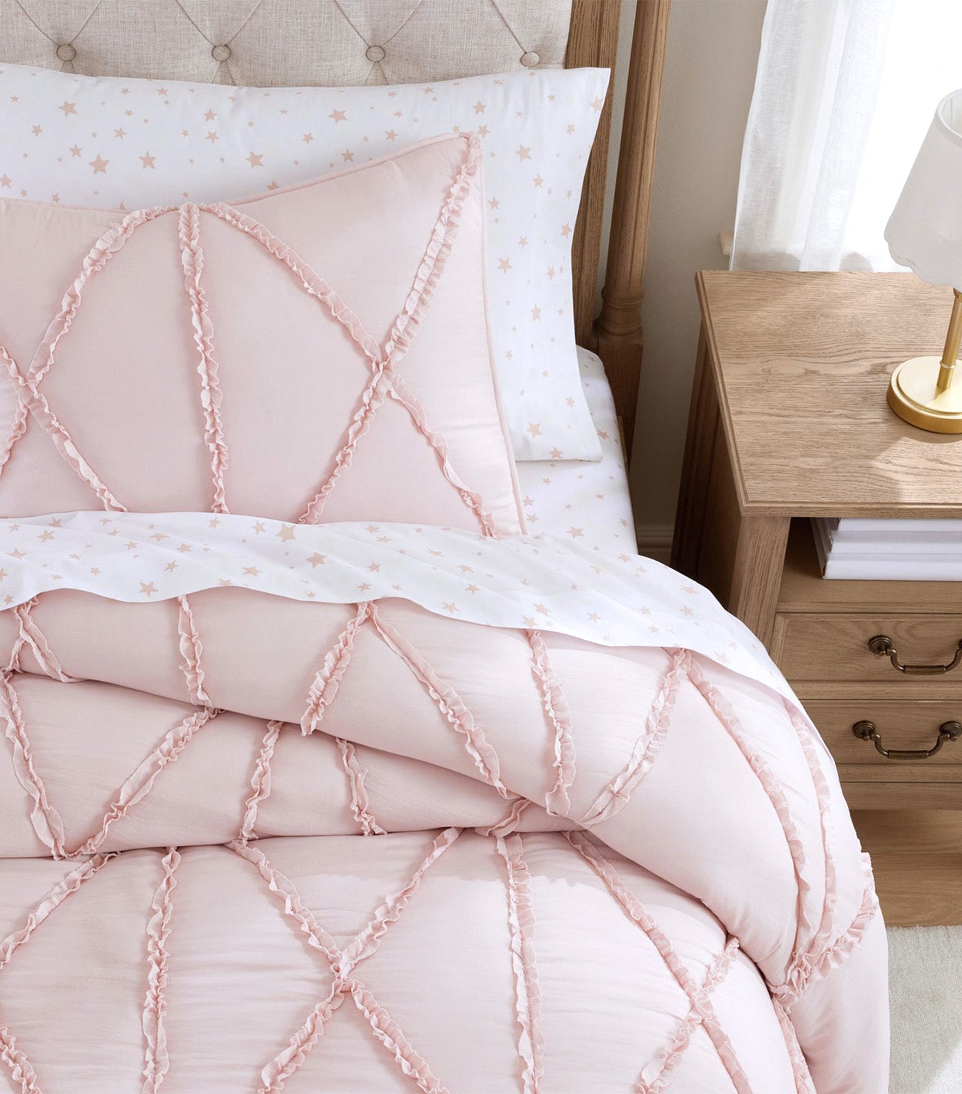 Casual Ruffle Quilt & Shams Blush