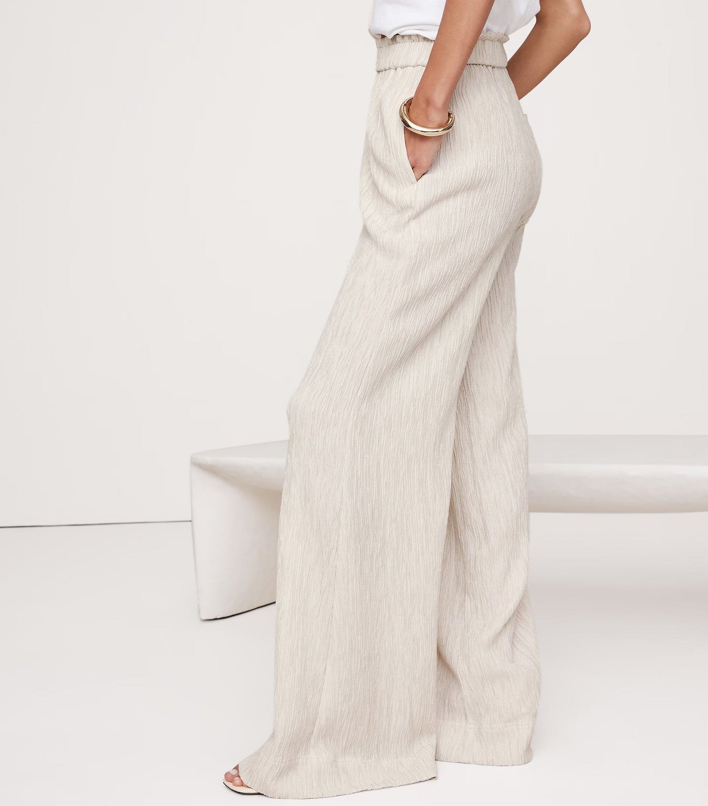 Crinkle Crepe Pull-On Pant Prosecco