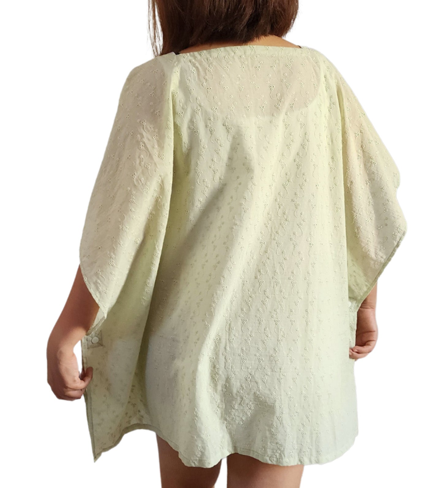 Poncho Nursing Cover - Eyelet Pistachio