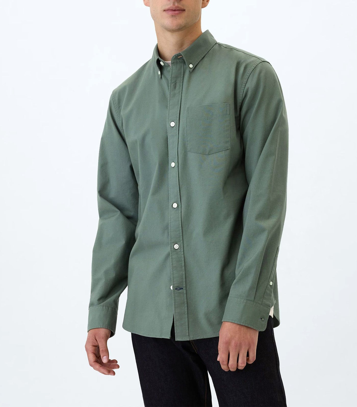 Oxford Shirt in Standard Fit District Green