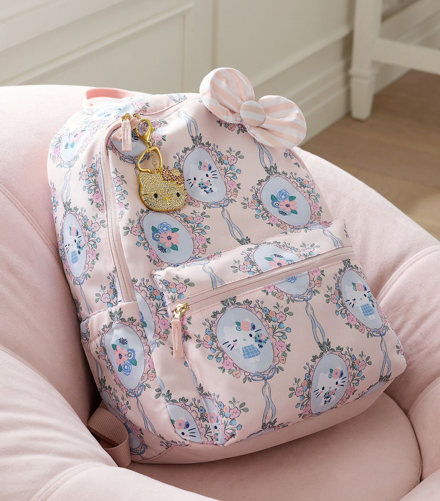 【Pottery Barn】ハローキティ 花柄 バックパック Pottery Barn Kids Hello Kitty® Colby Floral Backpack | Rustan's