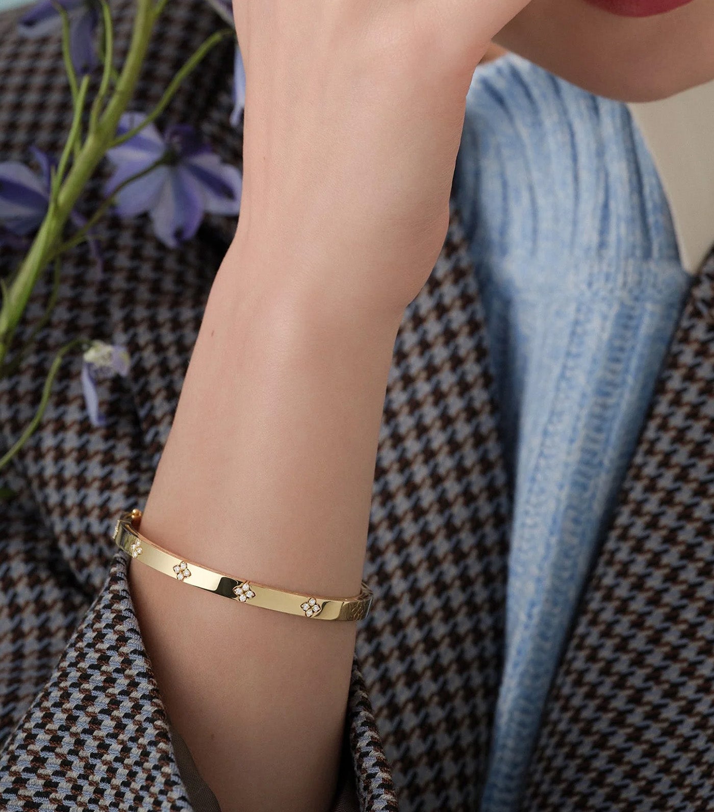 Love in Verona Bangle with Diamonds White Gold